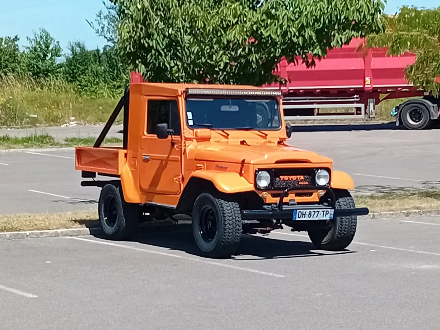 Toyota Land Cruiser Bj43 Orange - 1