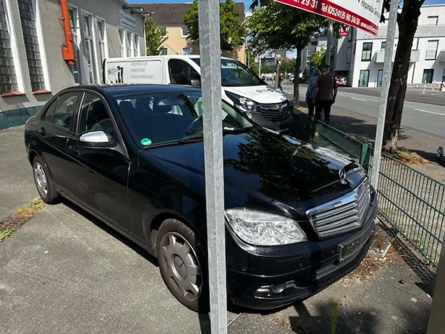 Mercedes-Benz C 180 K Automatik Schwarz - 2
