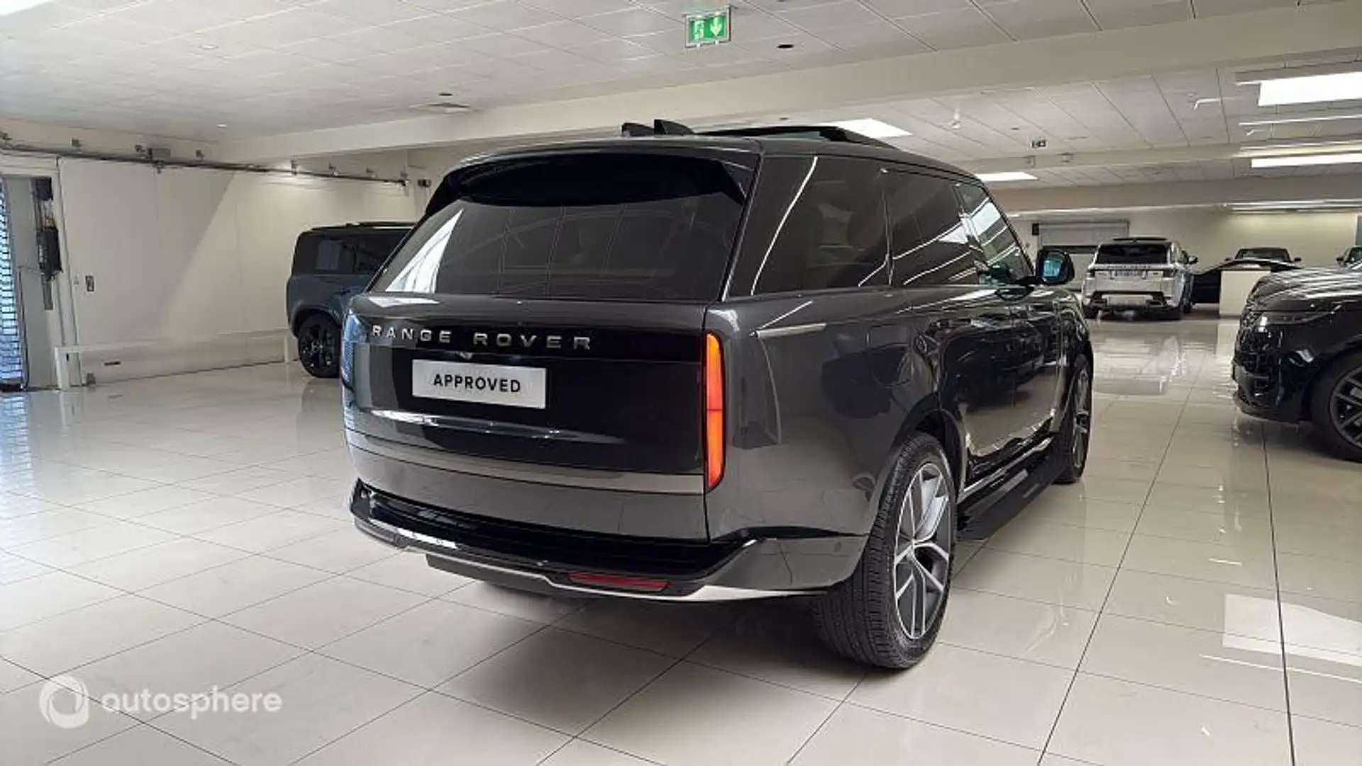 Land Rover Range Rover 3.0 P460e 460ch PHEV Autobiography SWB - 2