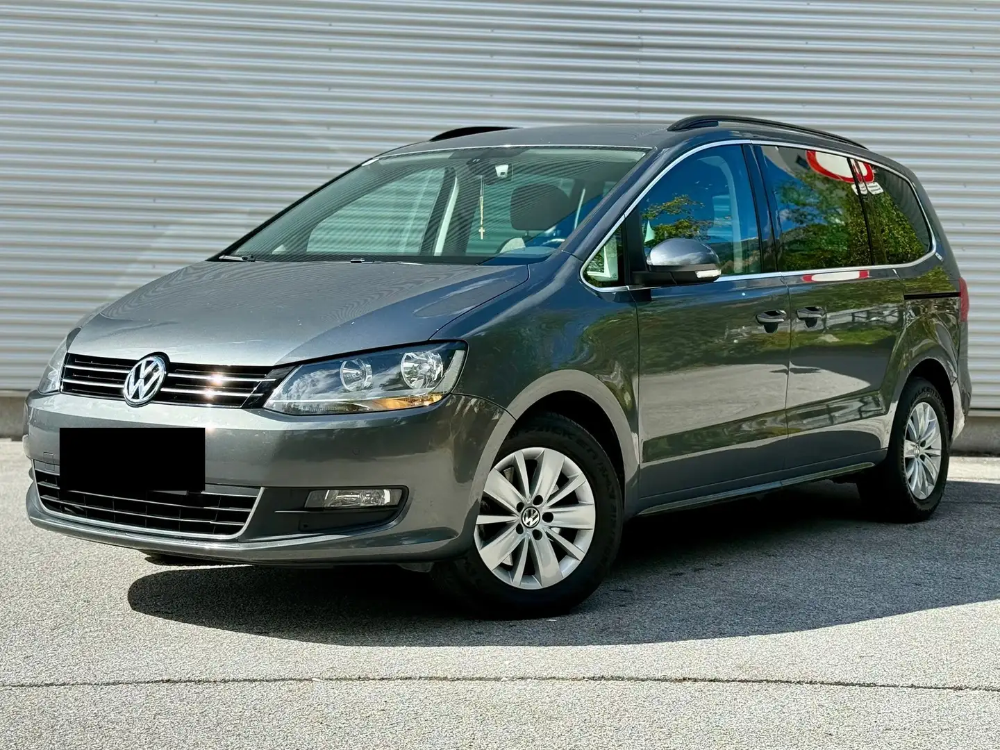 Volkswagen Sharan Sharan Comfortline BMT 2,0 TDI DPF 4Motion Grau - 2