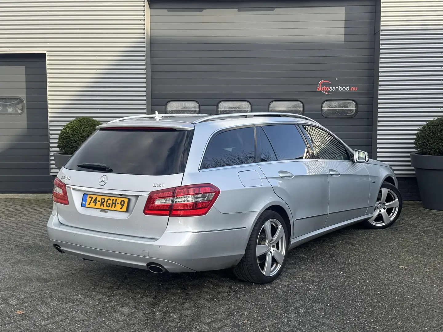 Mercedes-Benz E 350 Estate CGI Avantgarde | Panoramadak | Camera | Pri Grijs - 2