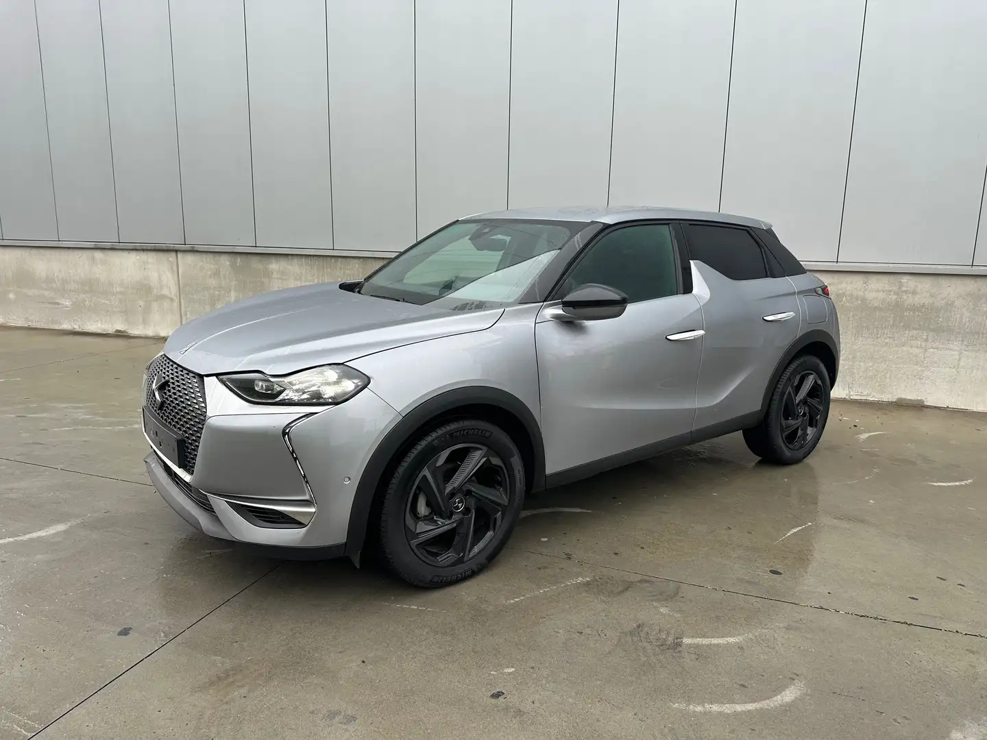 DS Automobiles DS 3 Crossback 1.2 Rivoli Grijs - 2
