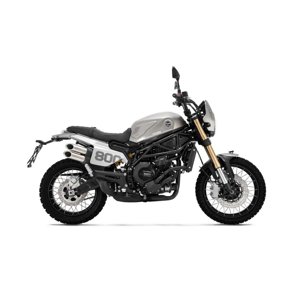 Benelli Leoncino BENELLI LEONCINO 800 TRAIL