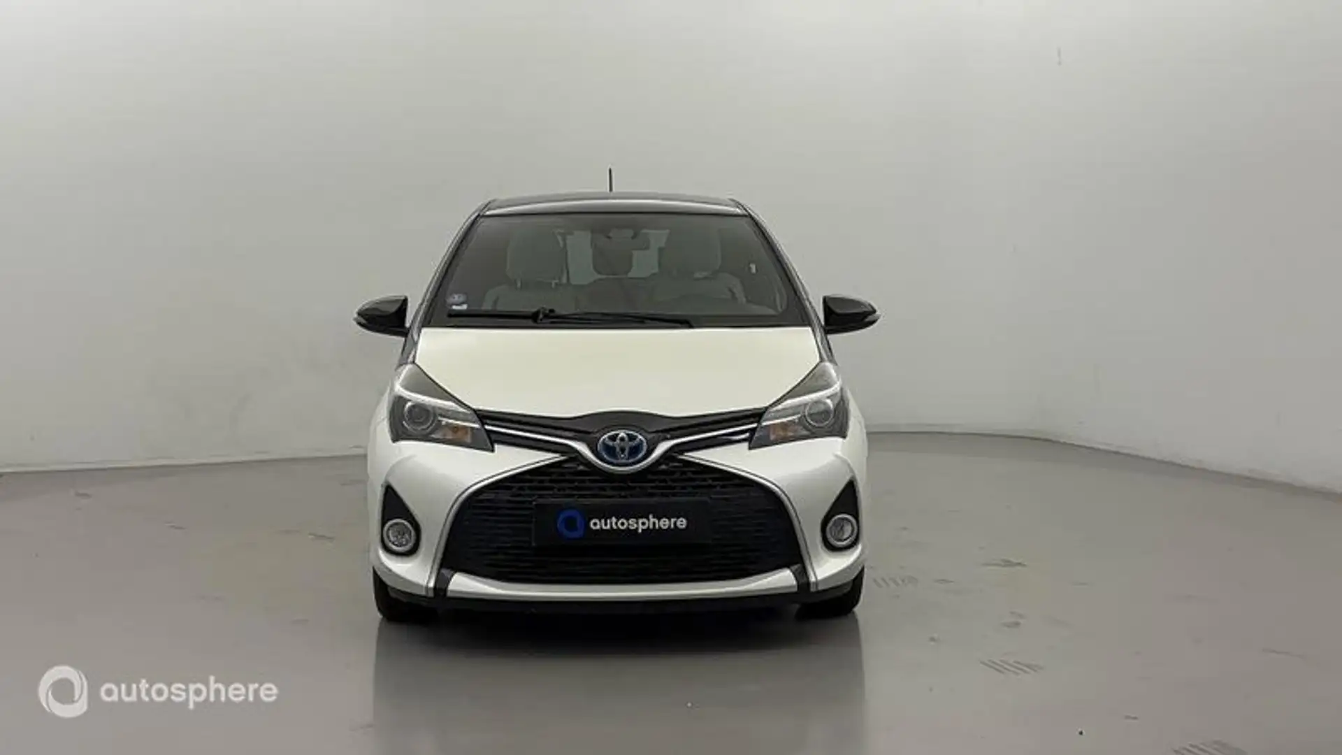 Toyota Yaris HSD 100h Collection 5p - 2