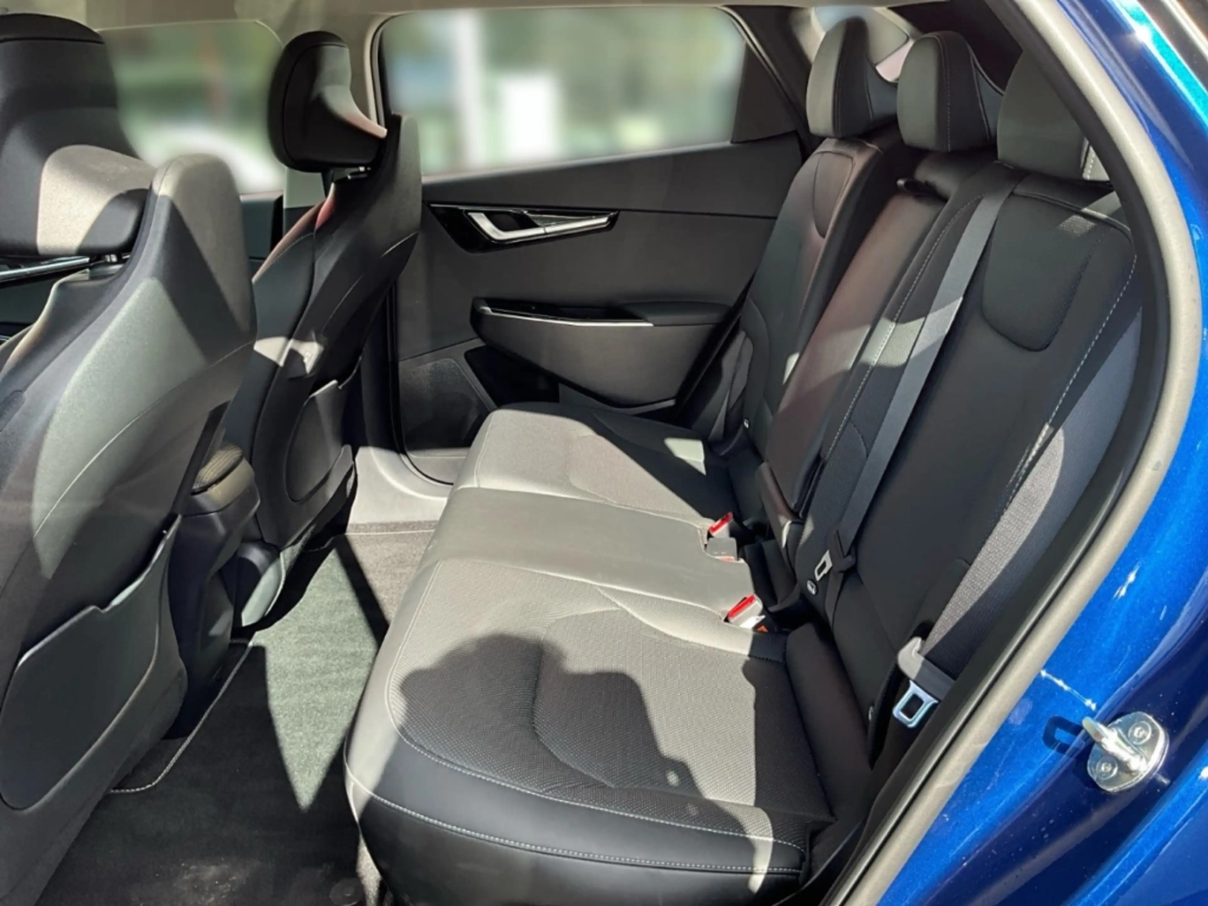 Kia EV6 58kWh Wärmepumpe Air elektr. Heckklappe V2L Totwin — photo 11
