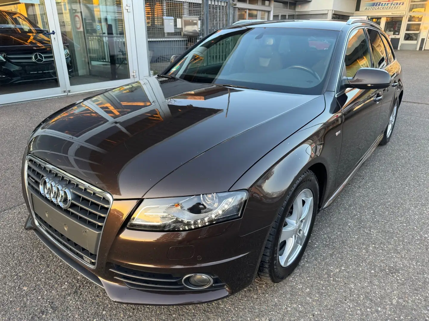 Audi A4 Avant 2.0 TFSI quattro S tronic S line Plus Braun - 1