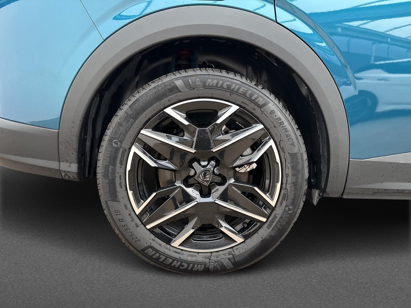 Peugeot 5008 1.2 Hybrid 145 GT 7p — photo 7