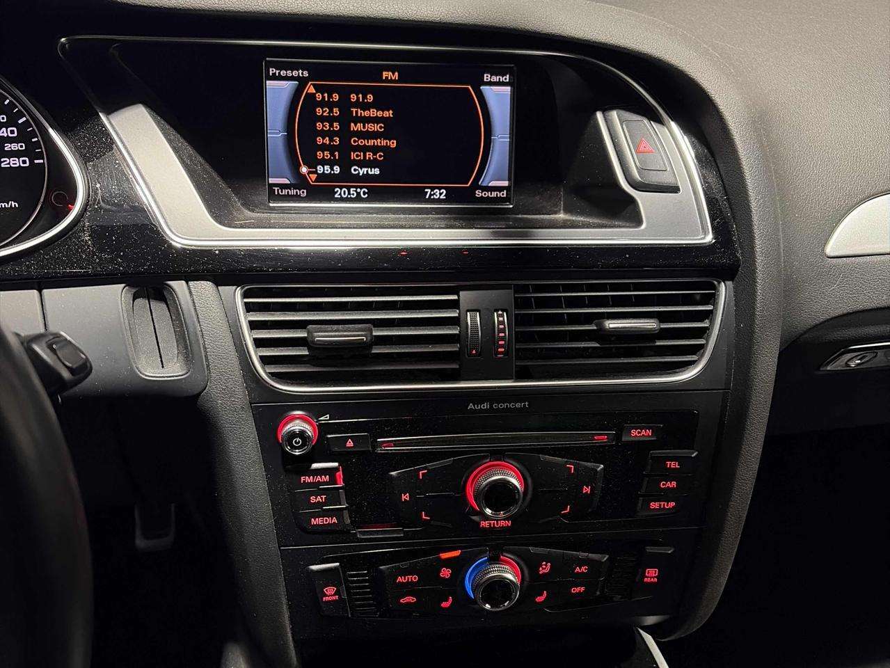 2015 Audi A4 Komfort, AWD, S-line pkg, leather, heated seats! thumb 16