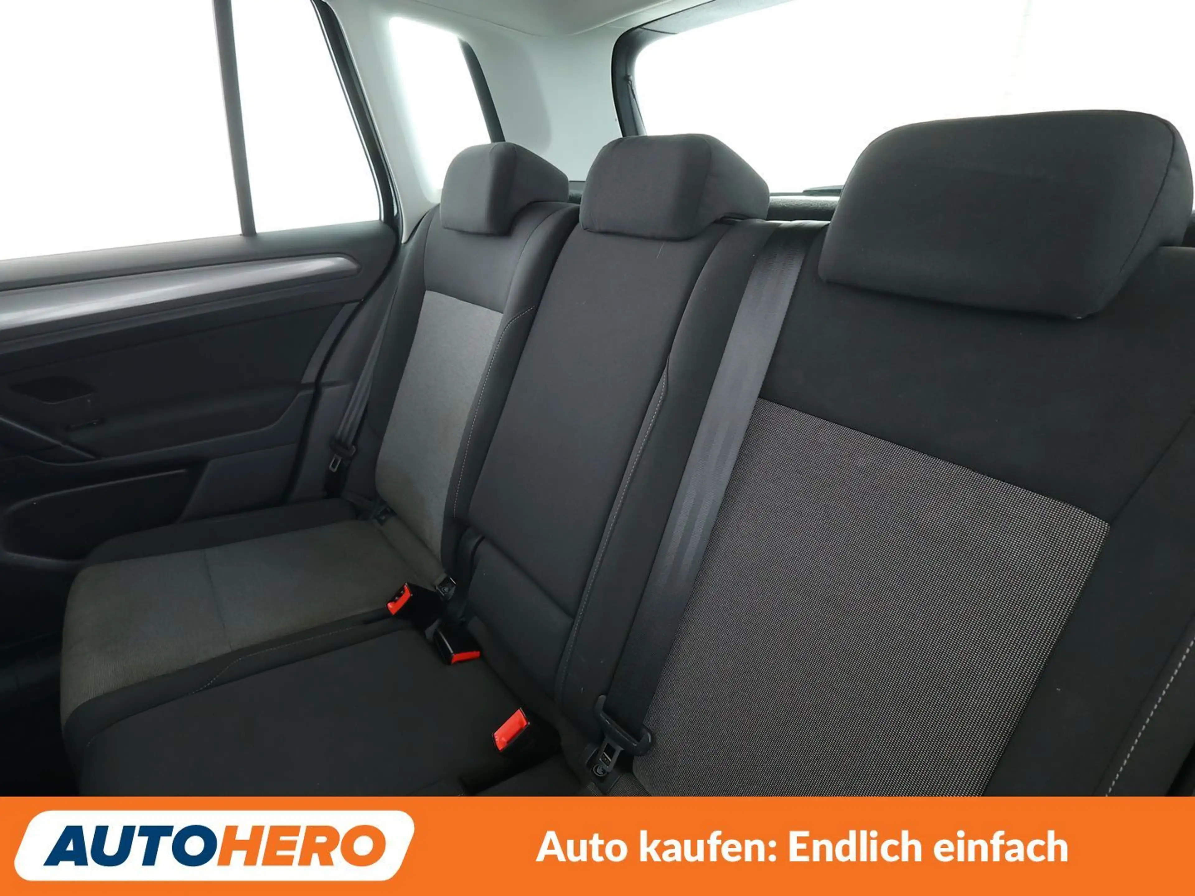 Volkswagen Golf Sportsvan 1.2 TSI Trendline BlueMotion Tech *PDC*AHK*KLIMA* — photo 14
