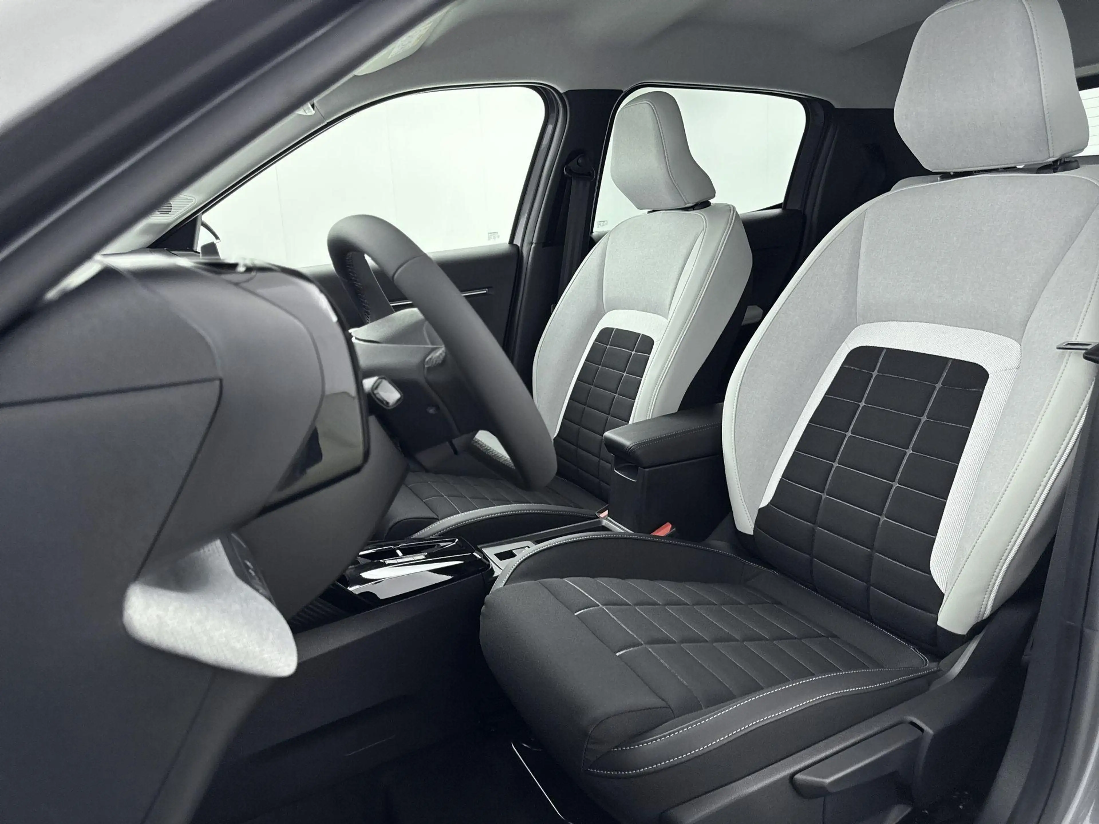 Citroen E-C3 Max 113pk Comfort Range 44 kWh | Navigatie | Accu — photo 10