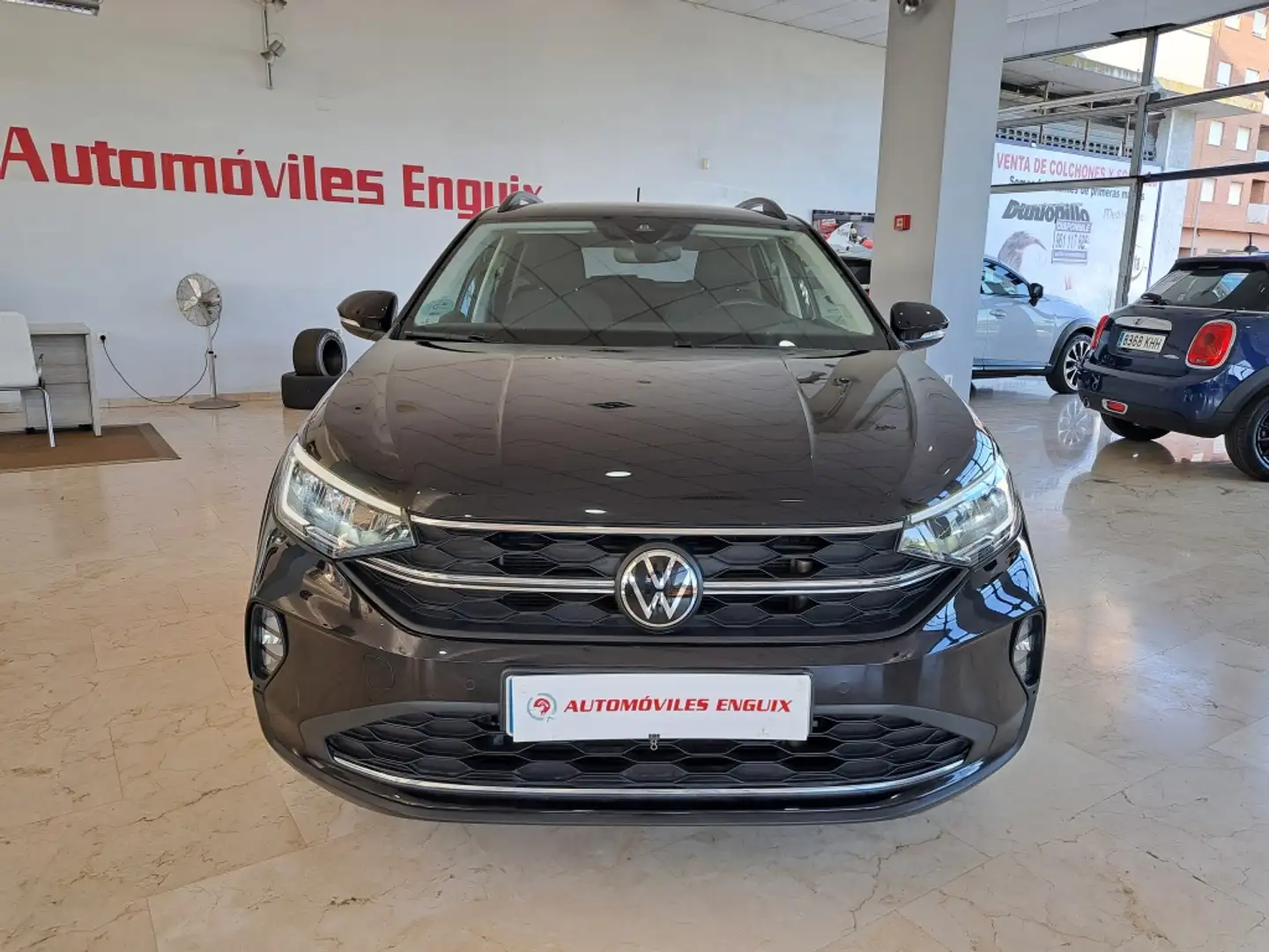 Volkswagen Taigo 1.0 TSI Life DSG 81kW Negro - 2
