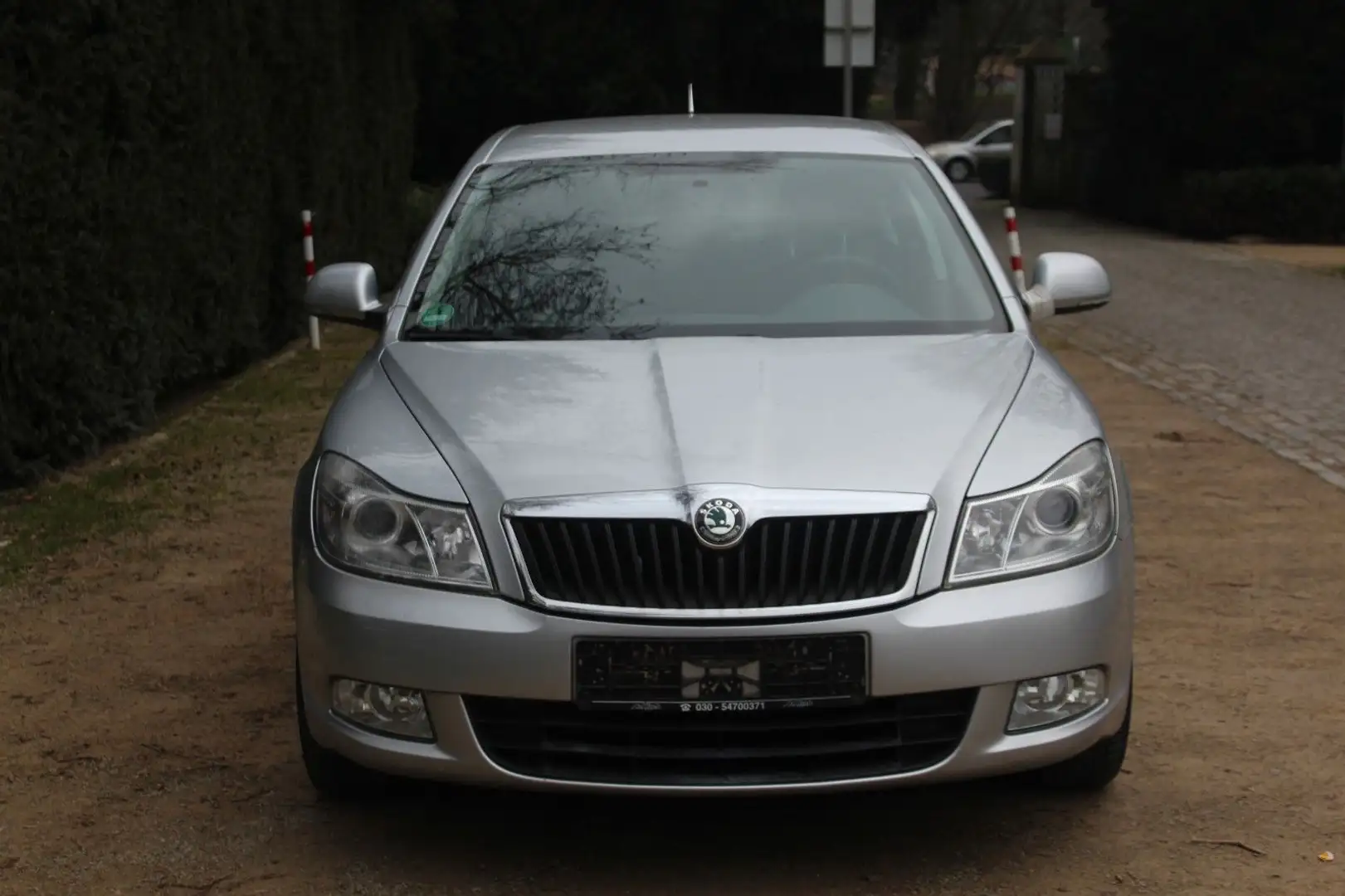 Skoda Octavia OCTAVIA 1.4*KLIMAANLAGE*EURO4*!!TÜV-ASU-NEU!!* Silber - 2