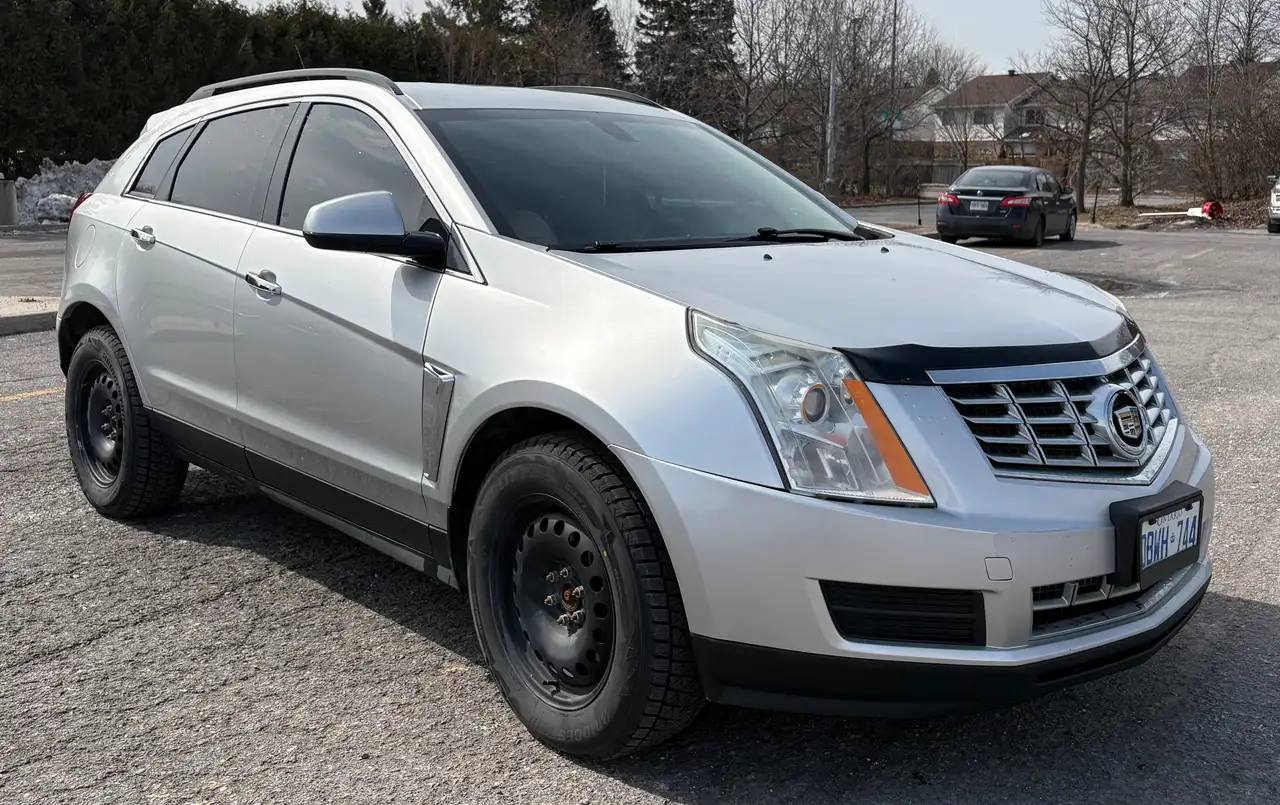 Cadillac SRX снимка Cadillac SRX
