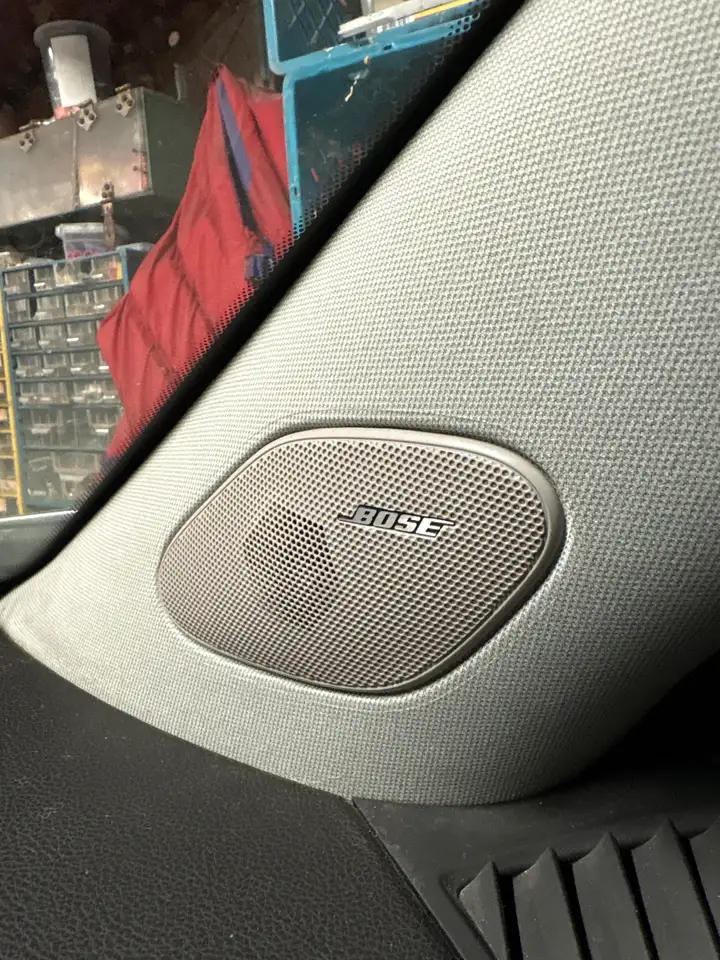 Cadillac SRX снимка Cadillac SRX