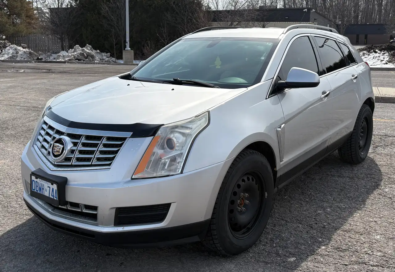 Cadillac SRX снимка Cadillac SRX