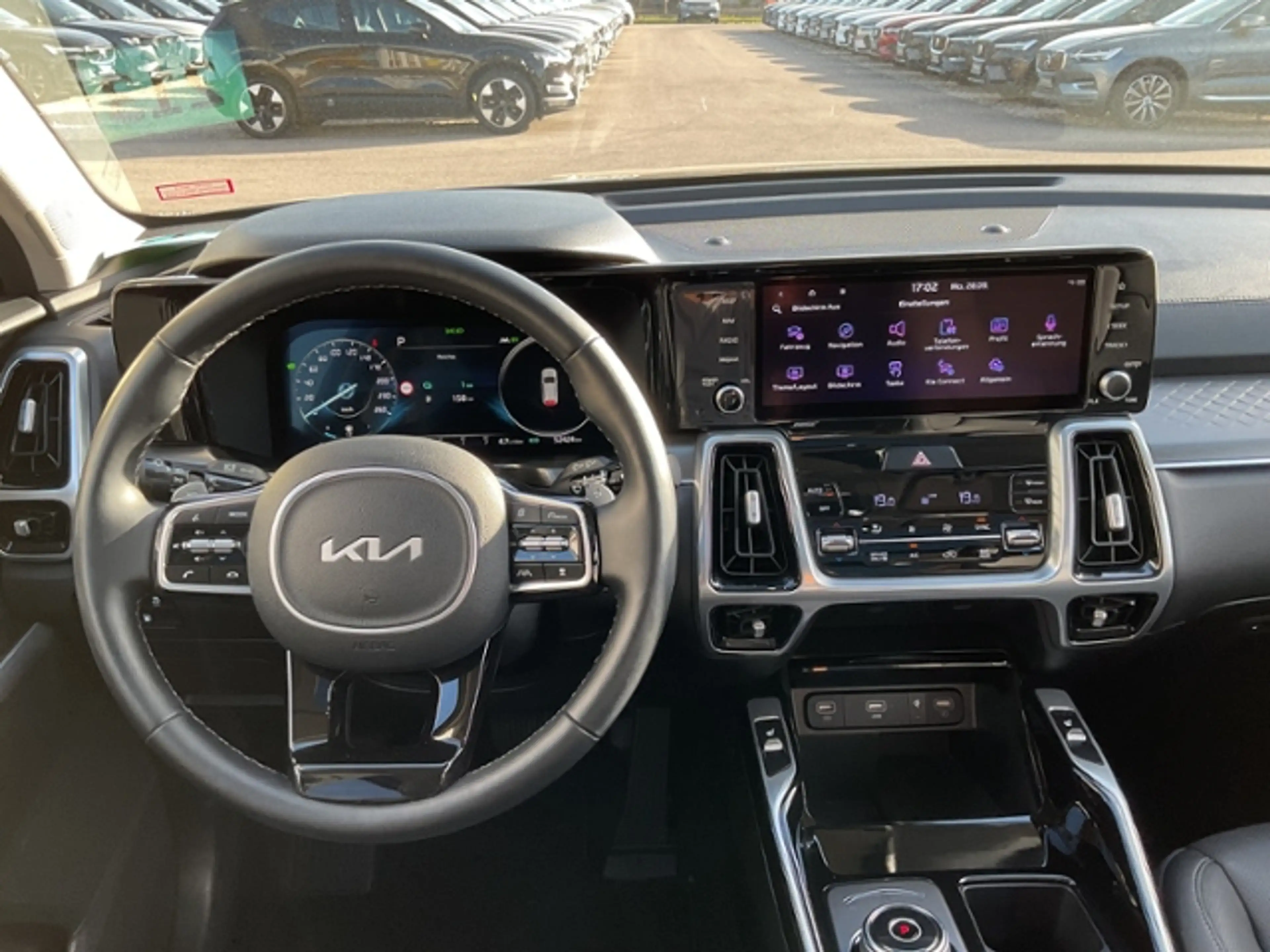 Kia Sorento 1,6 Spirit 4WD PHEV ACC Pano 360° 7 Sitz — photo 12