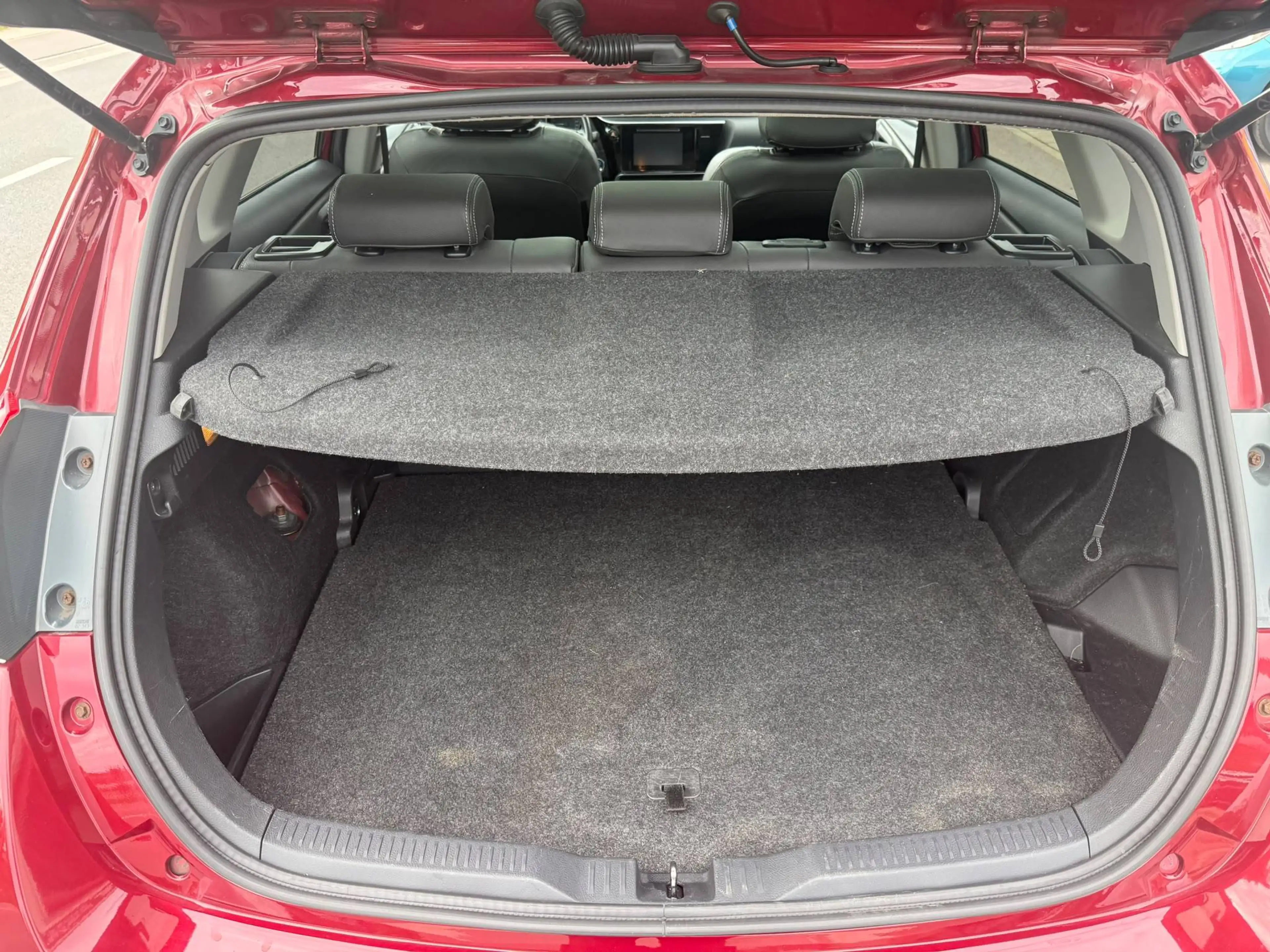 Toyota Auris Auris HEV 1.8i HSD Comfort — photo 8