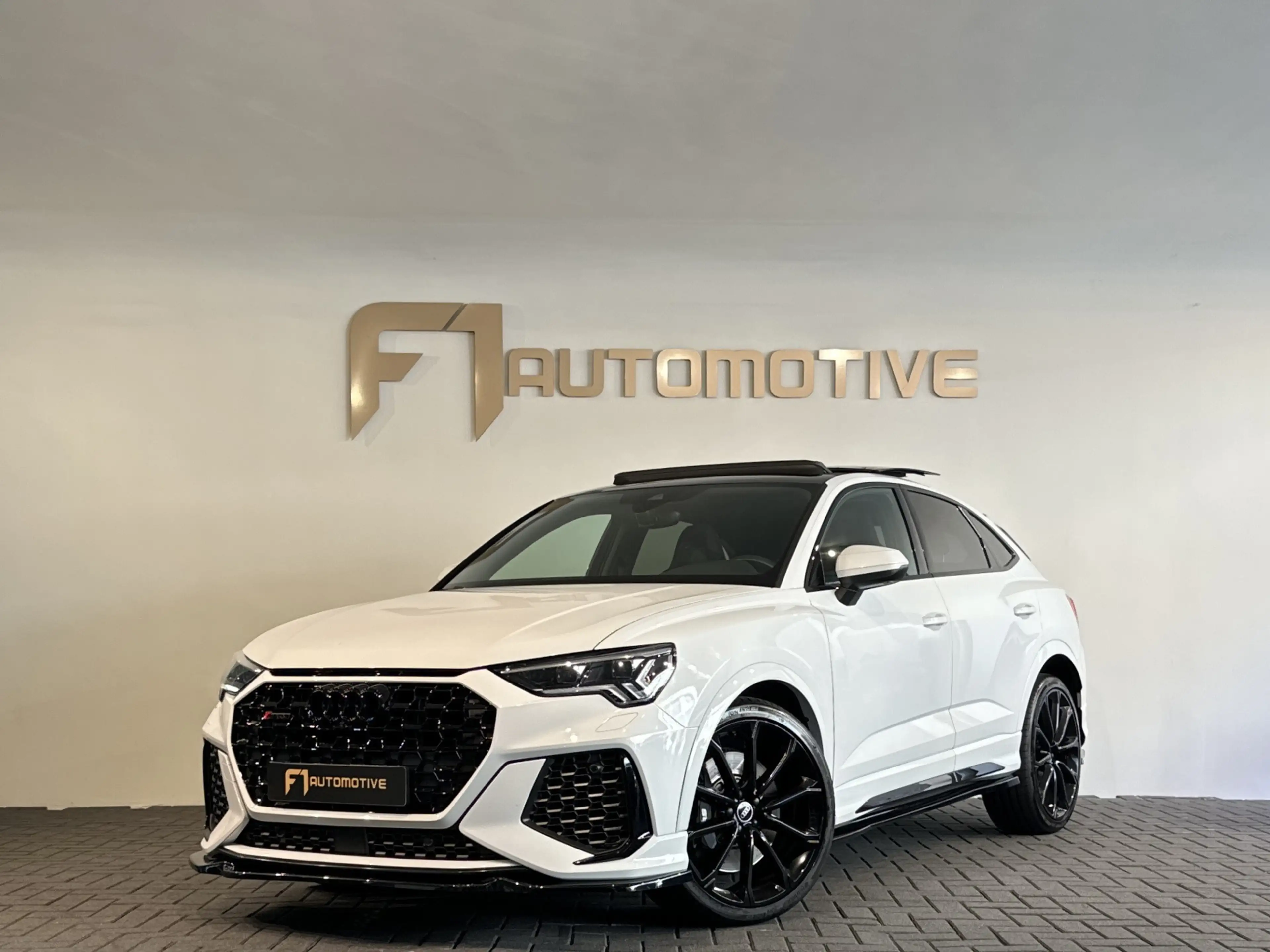 Audi RS Q3 RSQ3 Sportback 2.5 TFSI Pano|B&O|360|Carbon|Keyles