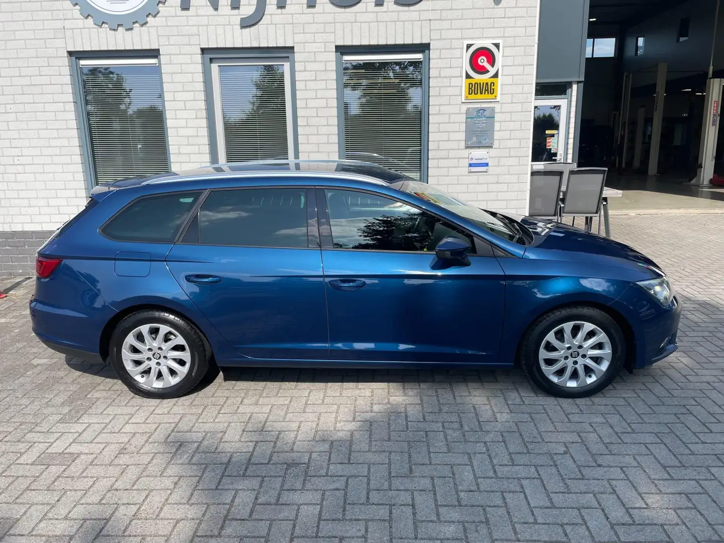 SEAT Leon ST 1.0 EcoTSI Style Connect / Trekhaak / Camera / Bleu - 2