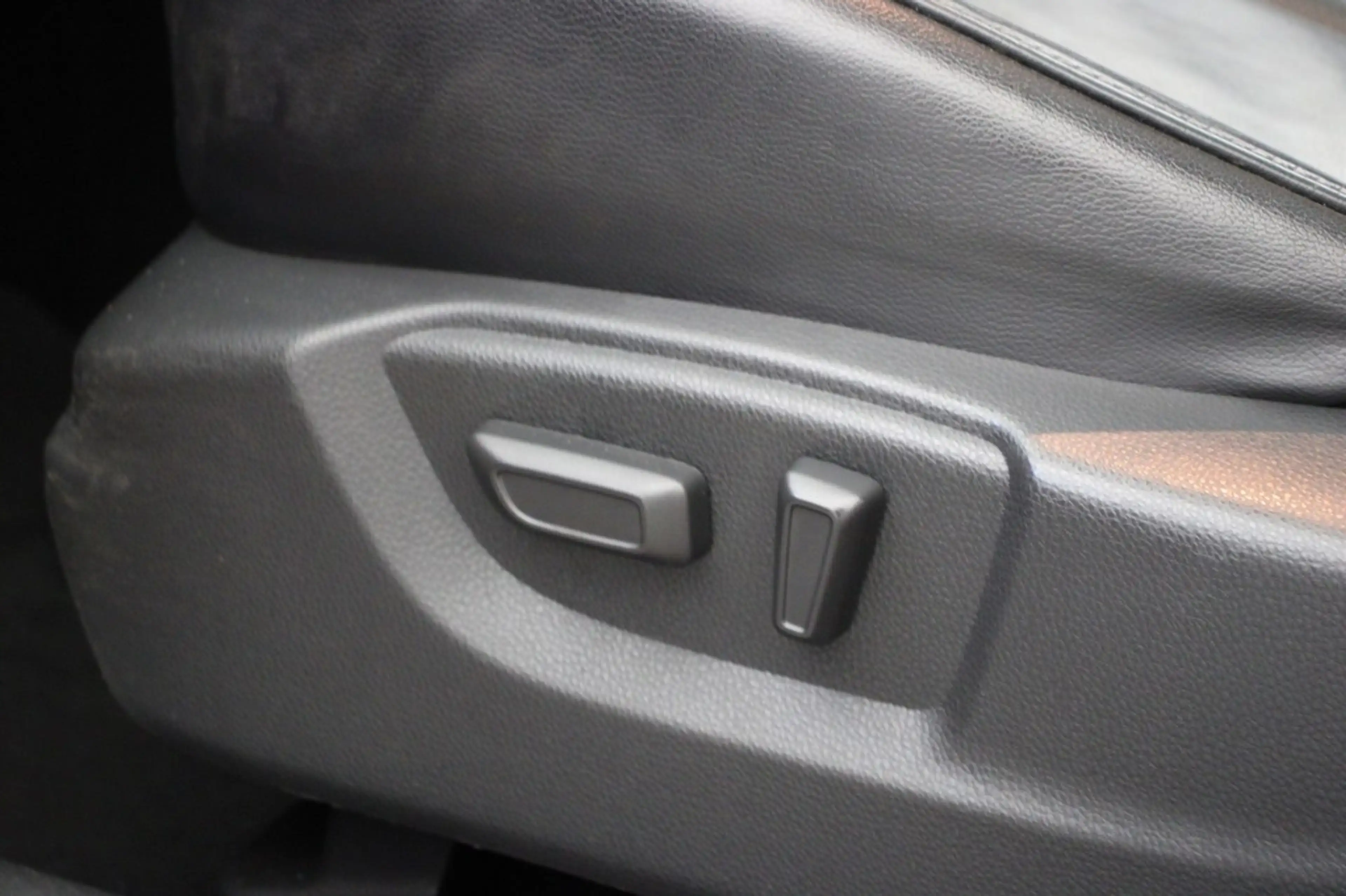 Nissan Qashqai 2.4 PHEV Prestige - Carplay, Camera, Leer, Schuif — photo 11