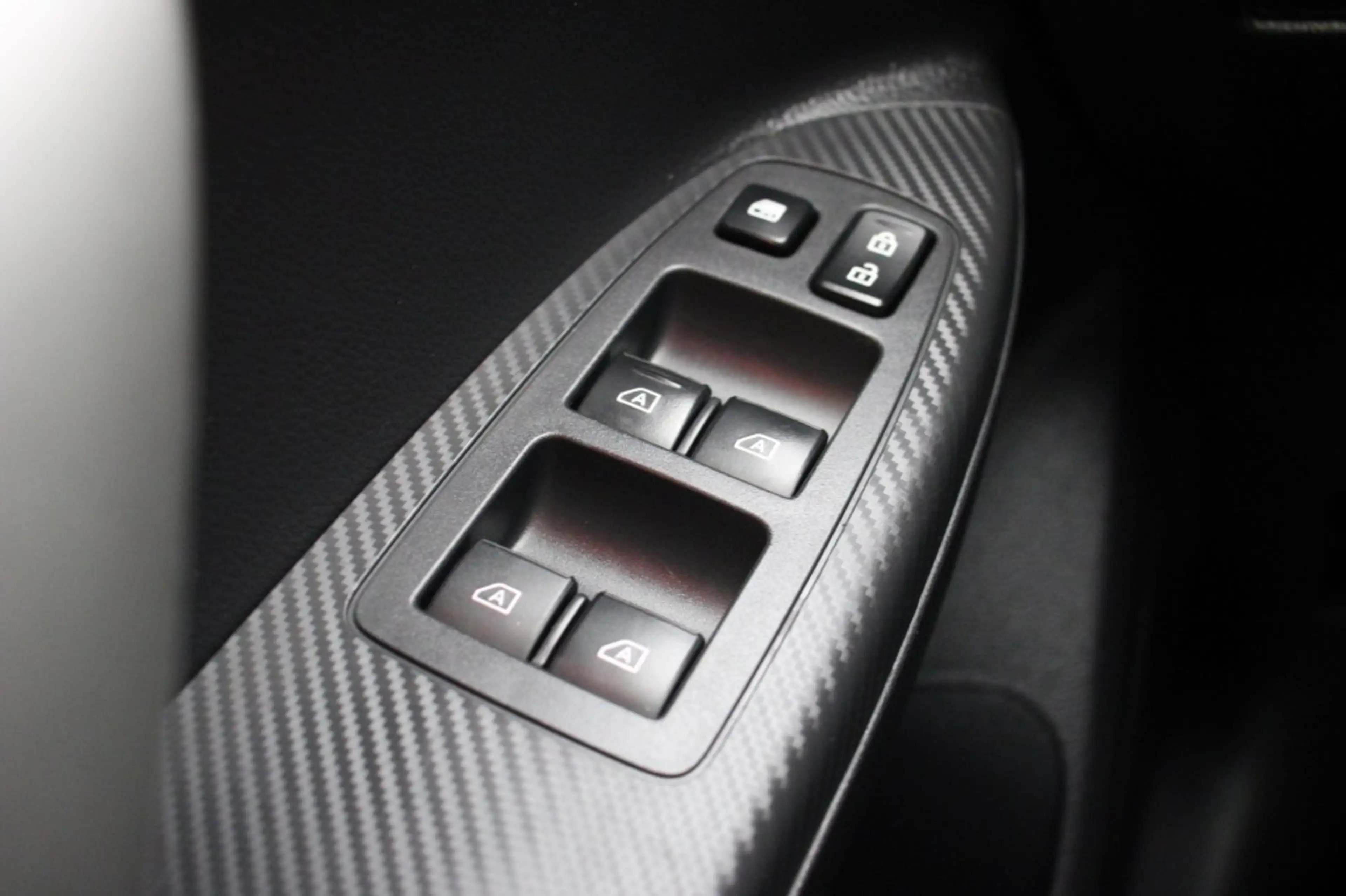 Nissan Qashqai 2.4 PHEV Prestige - Carplay, Camera, Leer, Schuif — photo 34