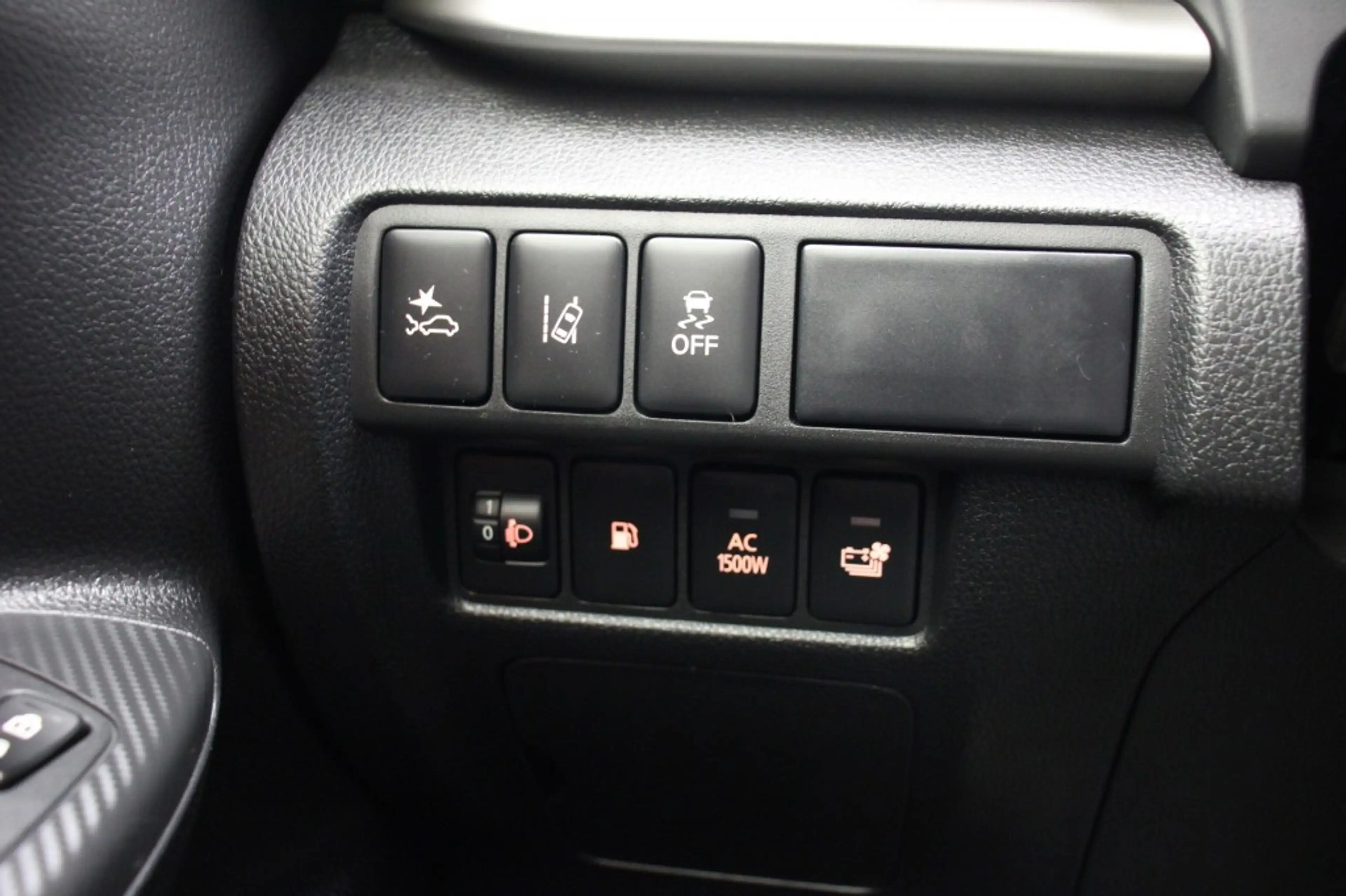 Nissan Qashqai 2.4 PHEV Prestige - Carplay, Camera, Leer, Schuif — photo 35