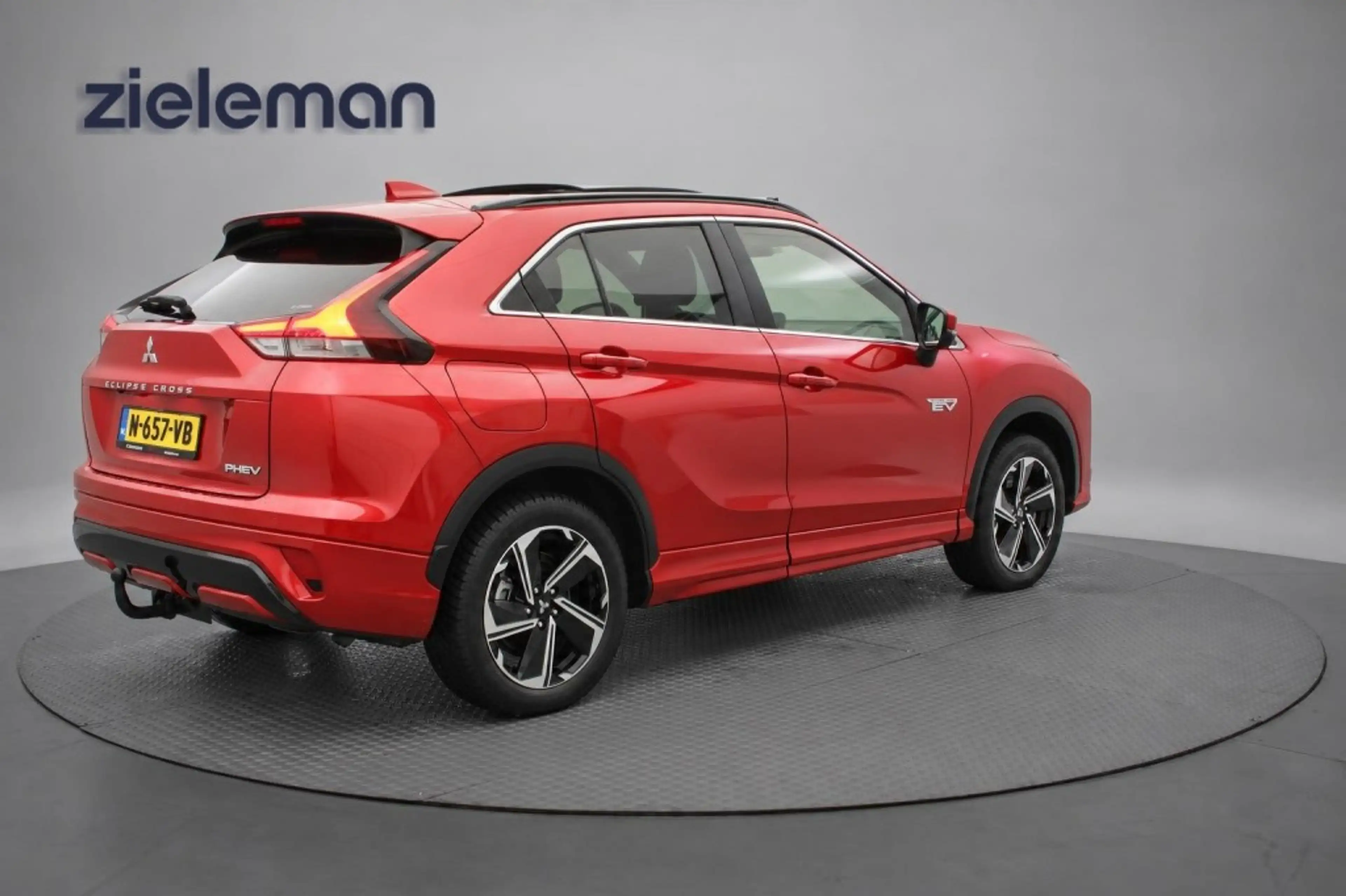 Nissan Qashqai 2.4 PHEV Prestige - Carplay, Camera, Leer, Schuif — photo 21