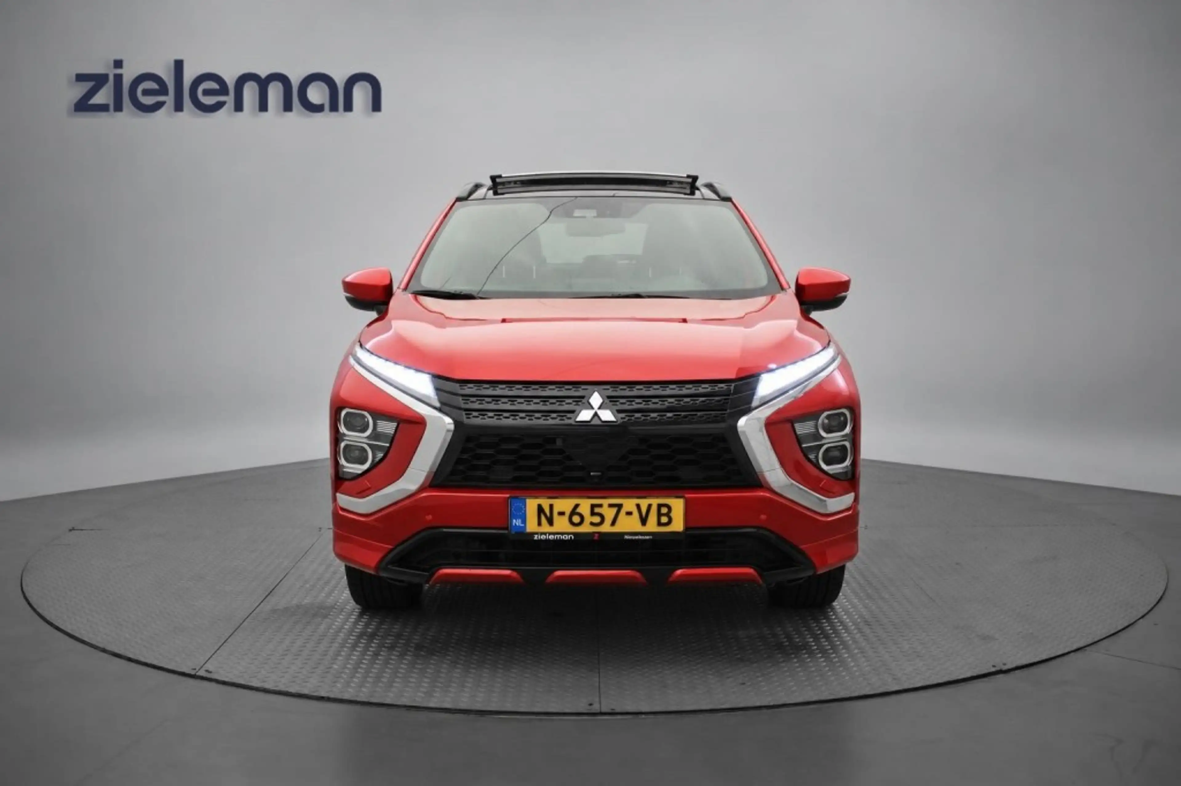 Nissan Qashqai 2.4 PHEV Prestige - Carplay, Camera, Leer, Schuif — photo 19