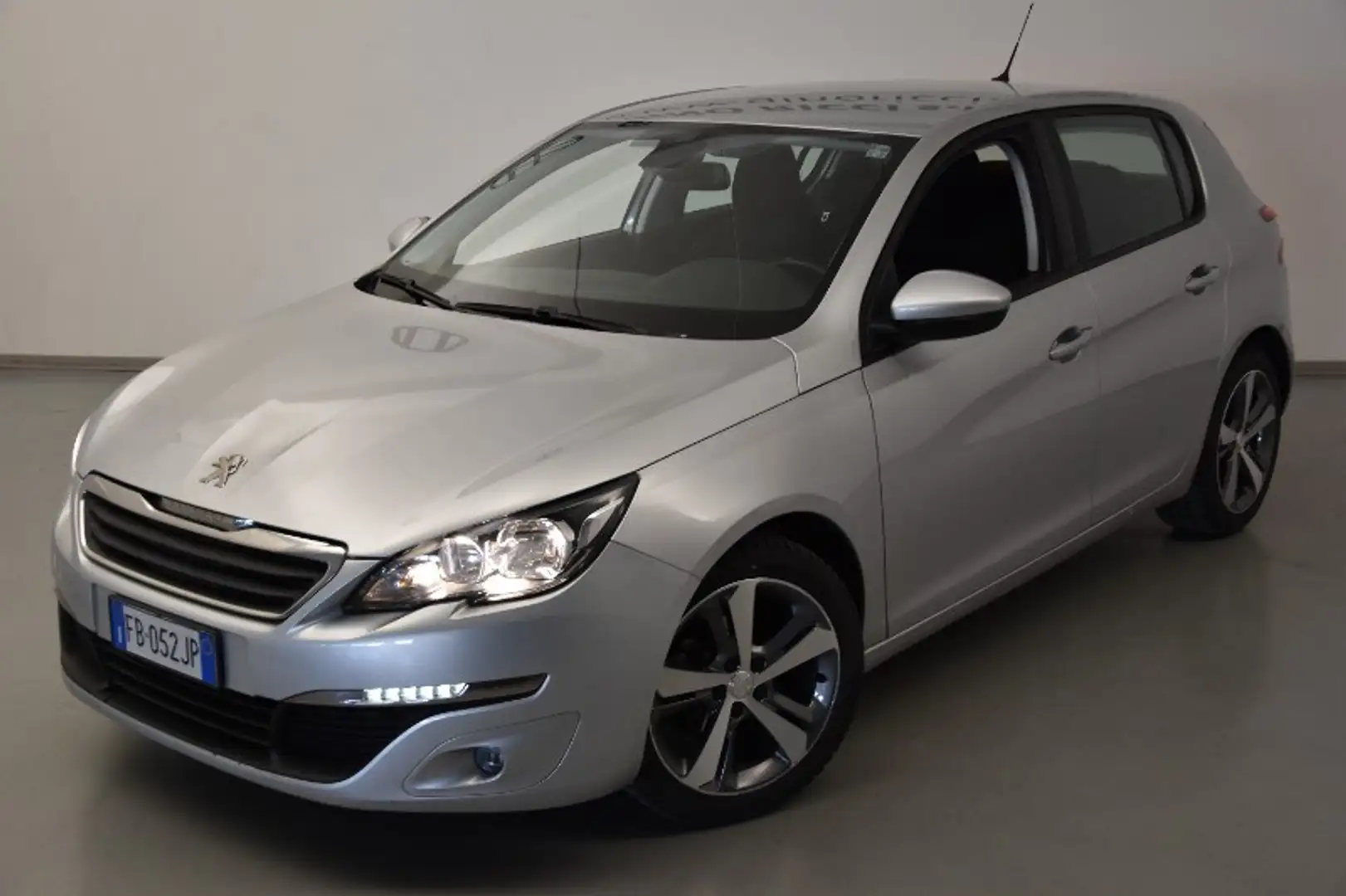 Peugeot 308 BlueHDi 100 S&S Business Silber - 2