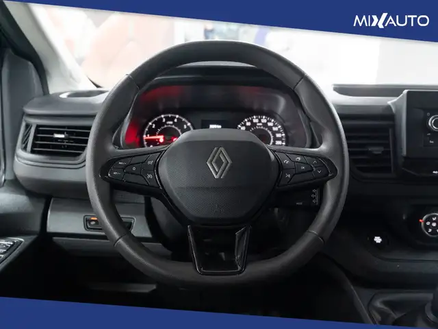 Renault Trafic view 12