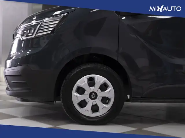 Renault Trafic view 8