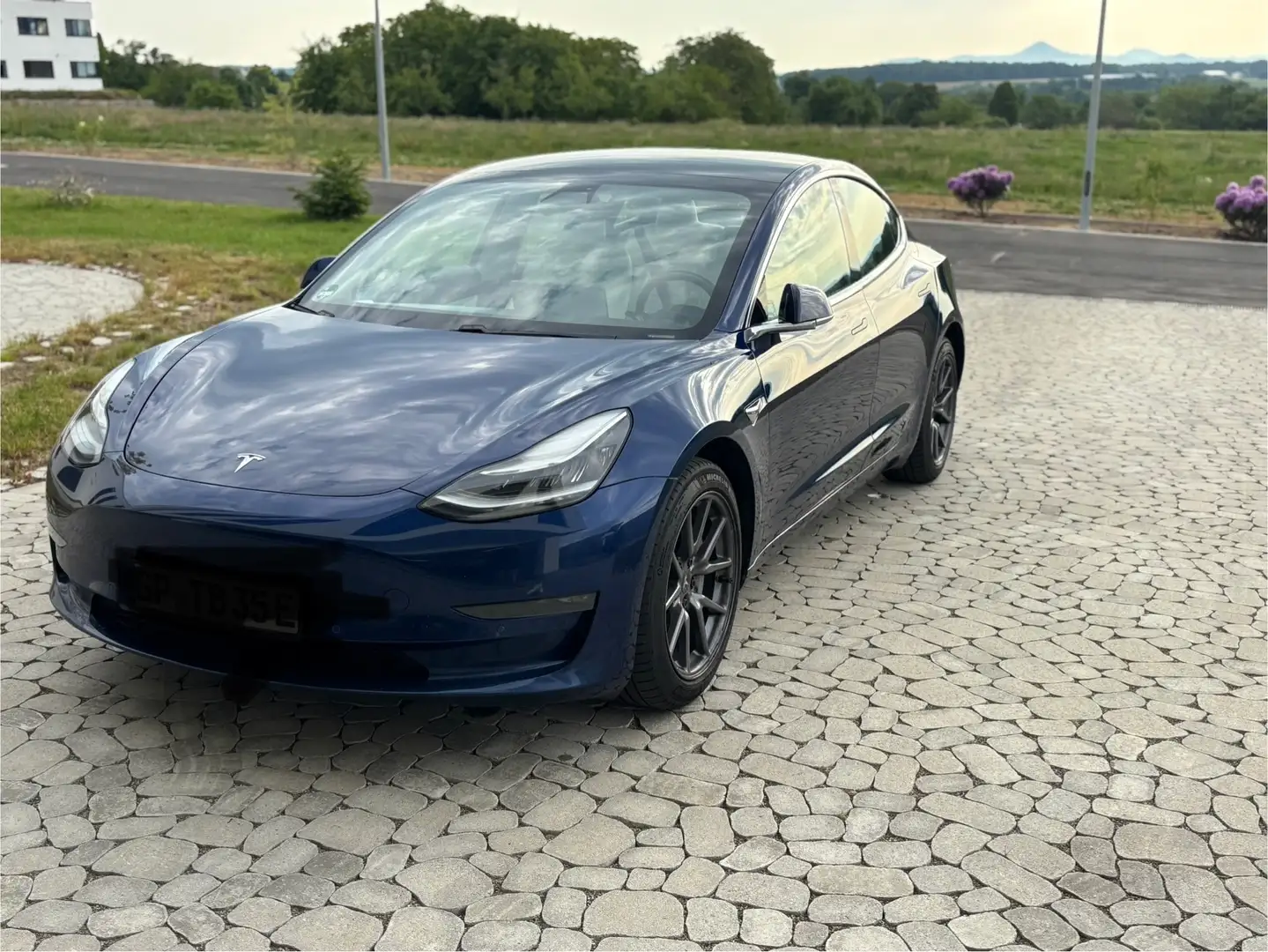 Tesla Model 3 Model 3 Allradantrieb Dual Motor Long Range Blau - 1