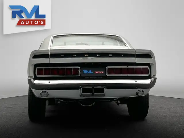 Ford Mustang view 28