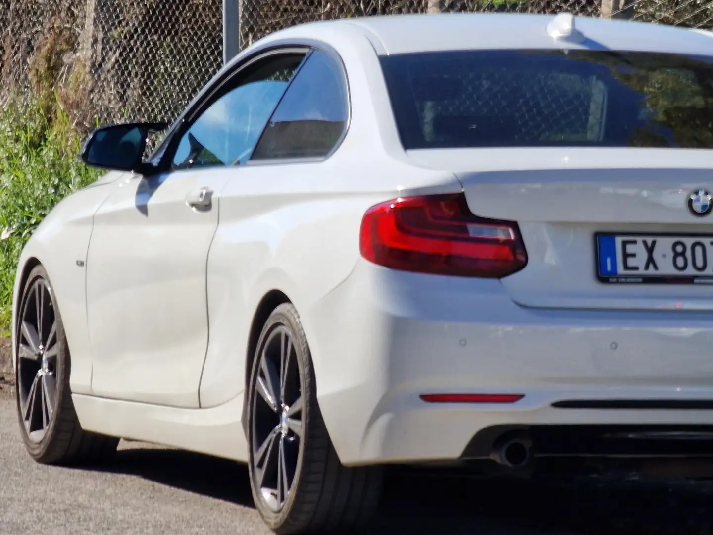 BMW 220 Serie 2 F22 Coupe 220d Coupe Sport 184cv auto Bianco - 1
