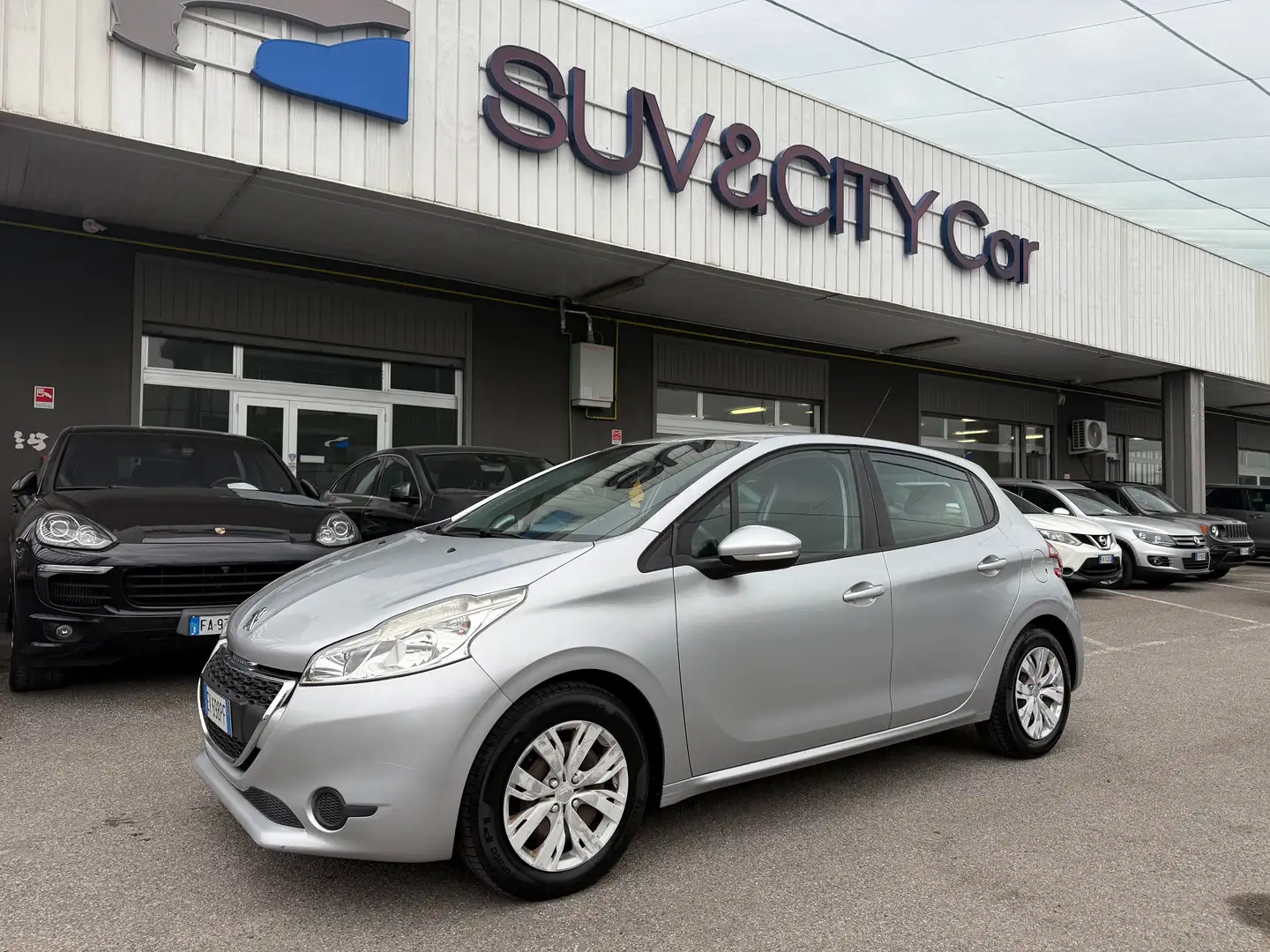 Peugeot 208 208 5p 1.0 12v / NEOPATENTATI Gris - 1