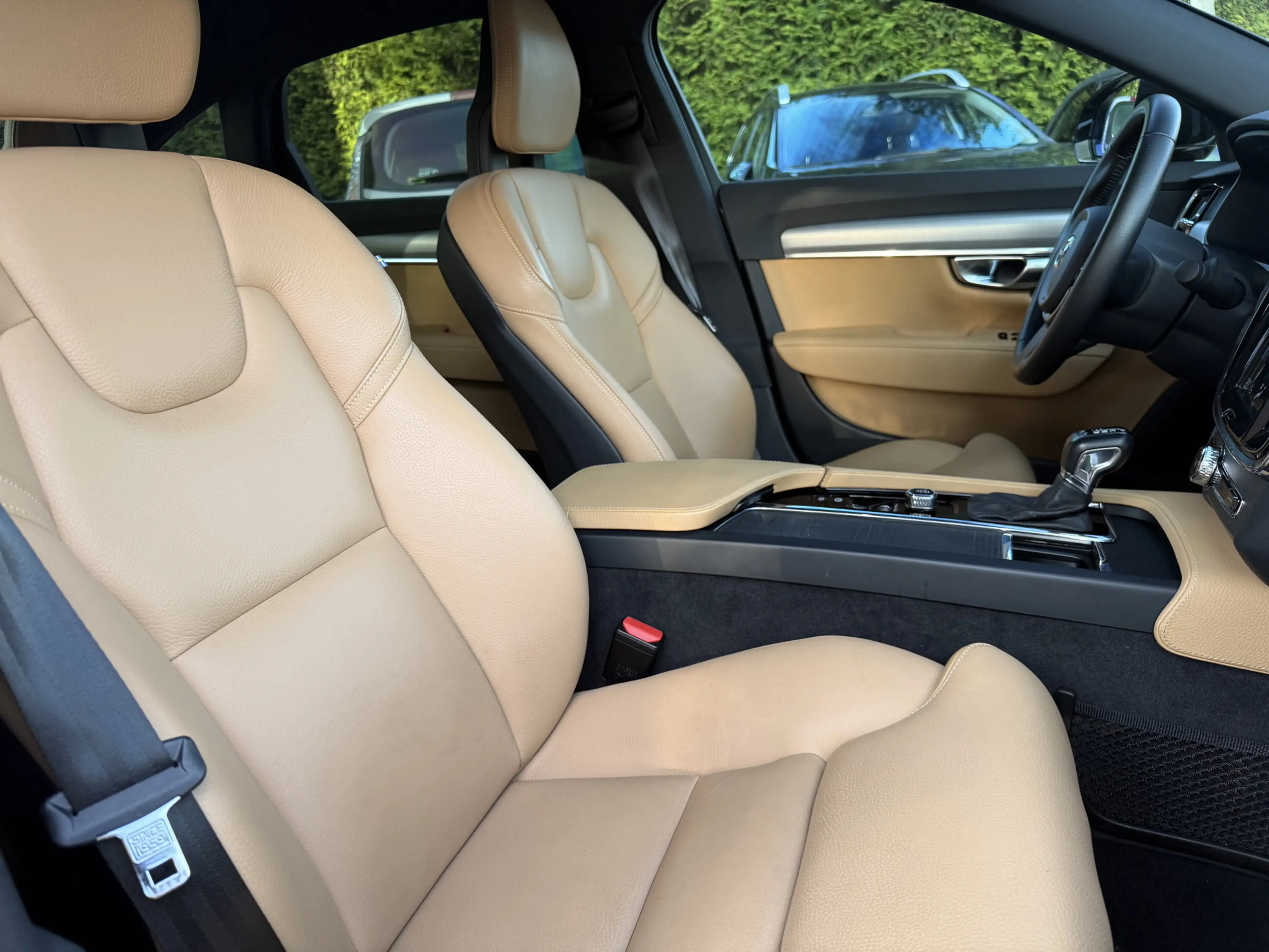 Volvo S90 2.0 T4 Momentum+ 190pk Aut., Navi | Leer — photo 8