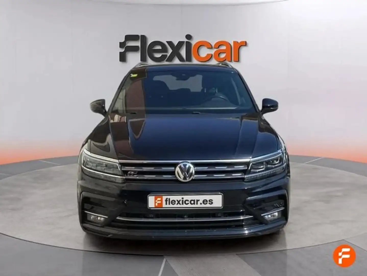 Volkswagen Tiguan 2.0TDI Urban Sport DSG 110kW Negro - 2