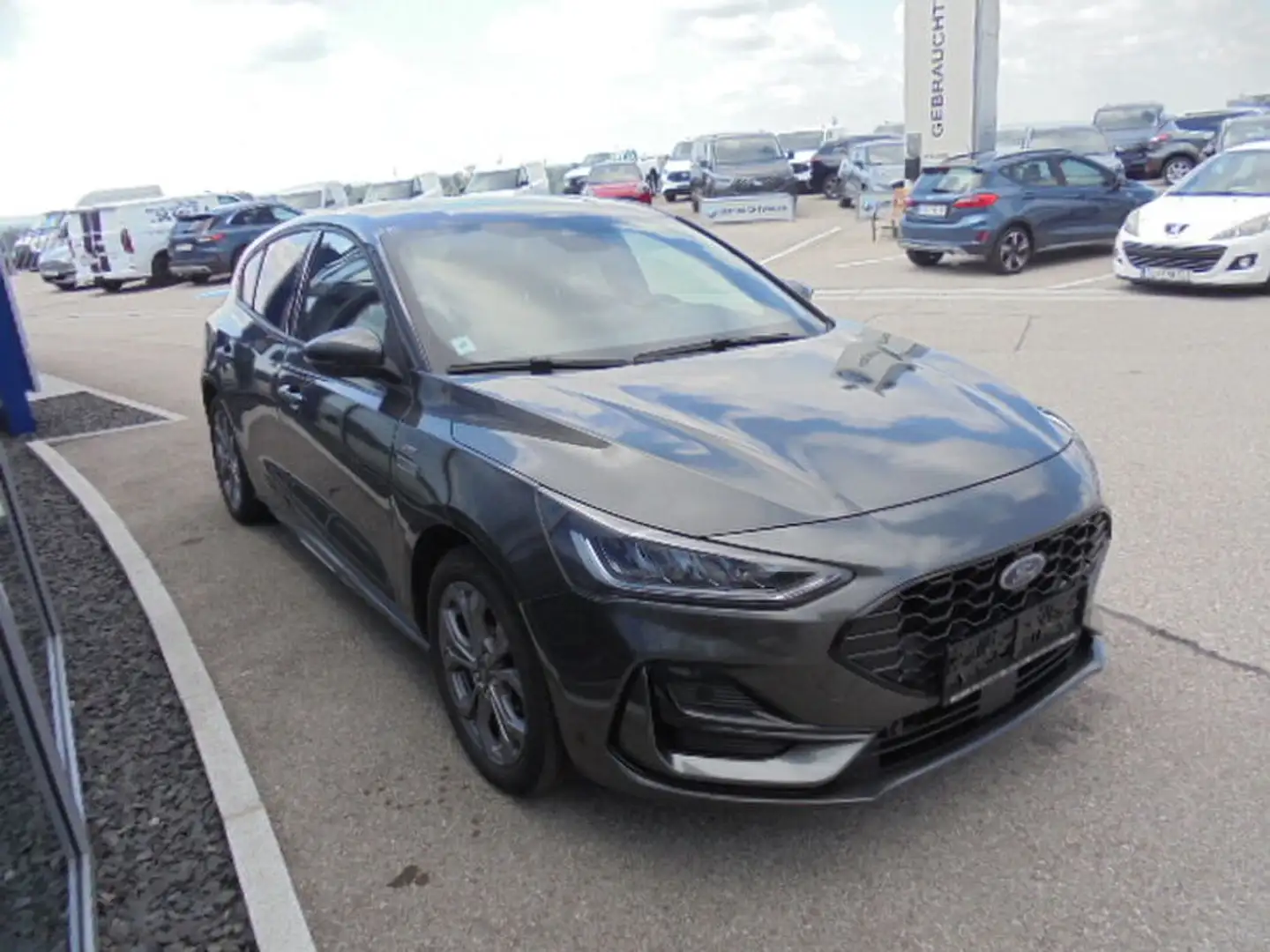 Ford Focus ST-Line Style  125PS Benzin Grau - 2