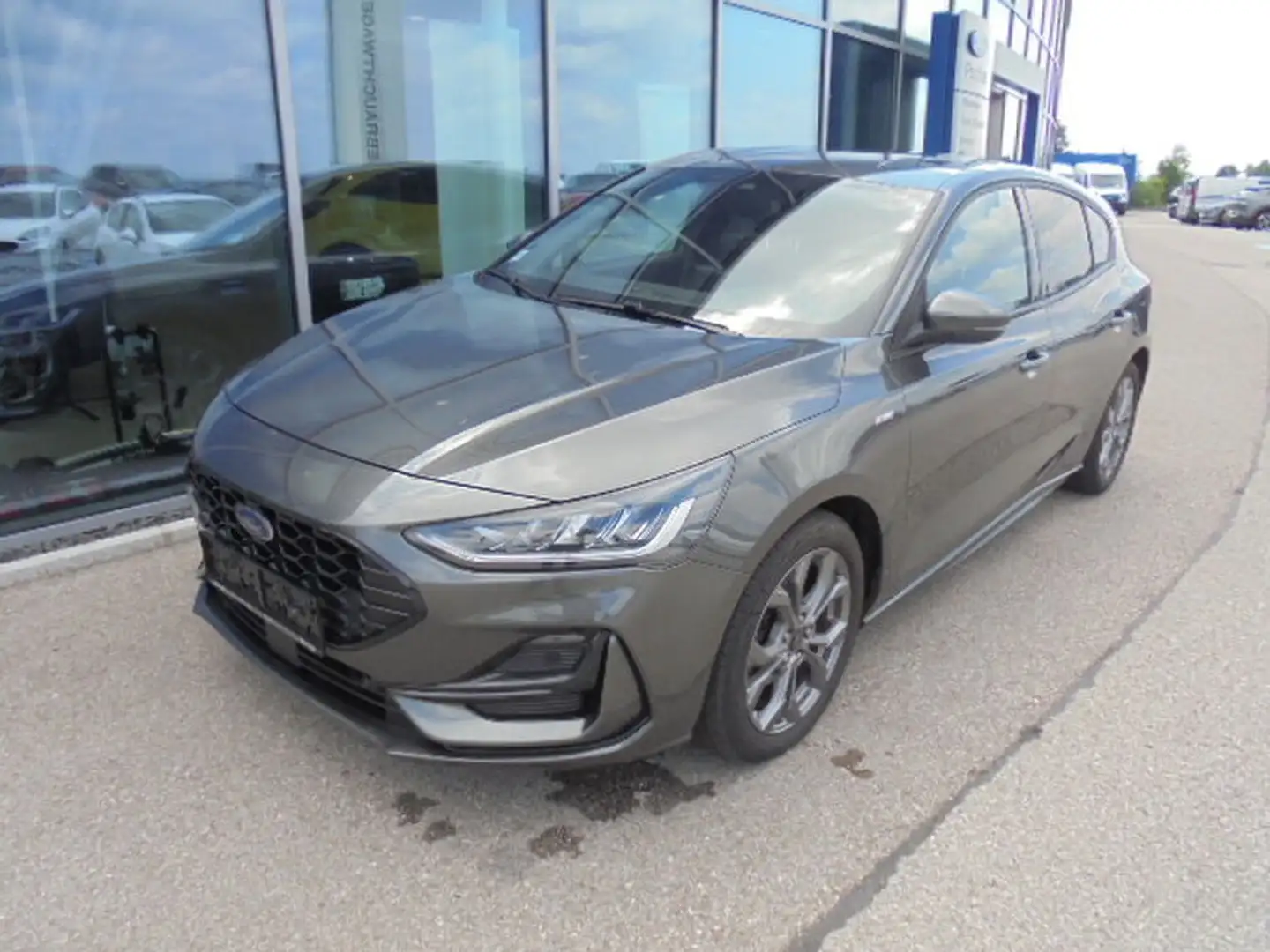 Ford Focus ST-Line Style  125PS Benzin Grau - 1