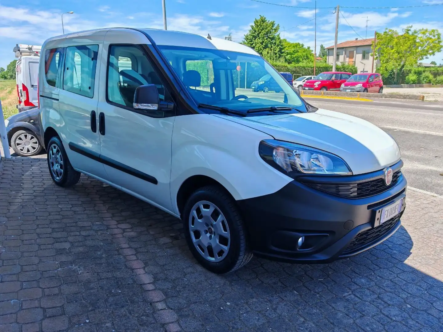 Fiat Doblo 1.3 mjt PC Combi 5 posti Blanc - 2