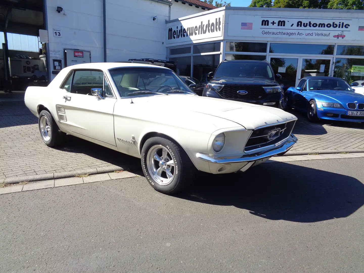 Ford Mustang Coupe 4.7ltr. V8 Automatik top Zustand Weiß - 2