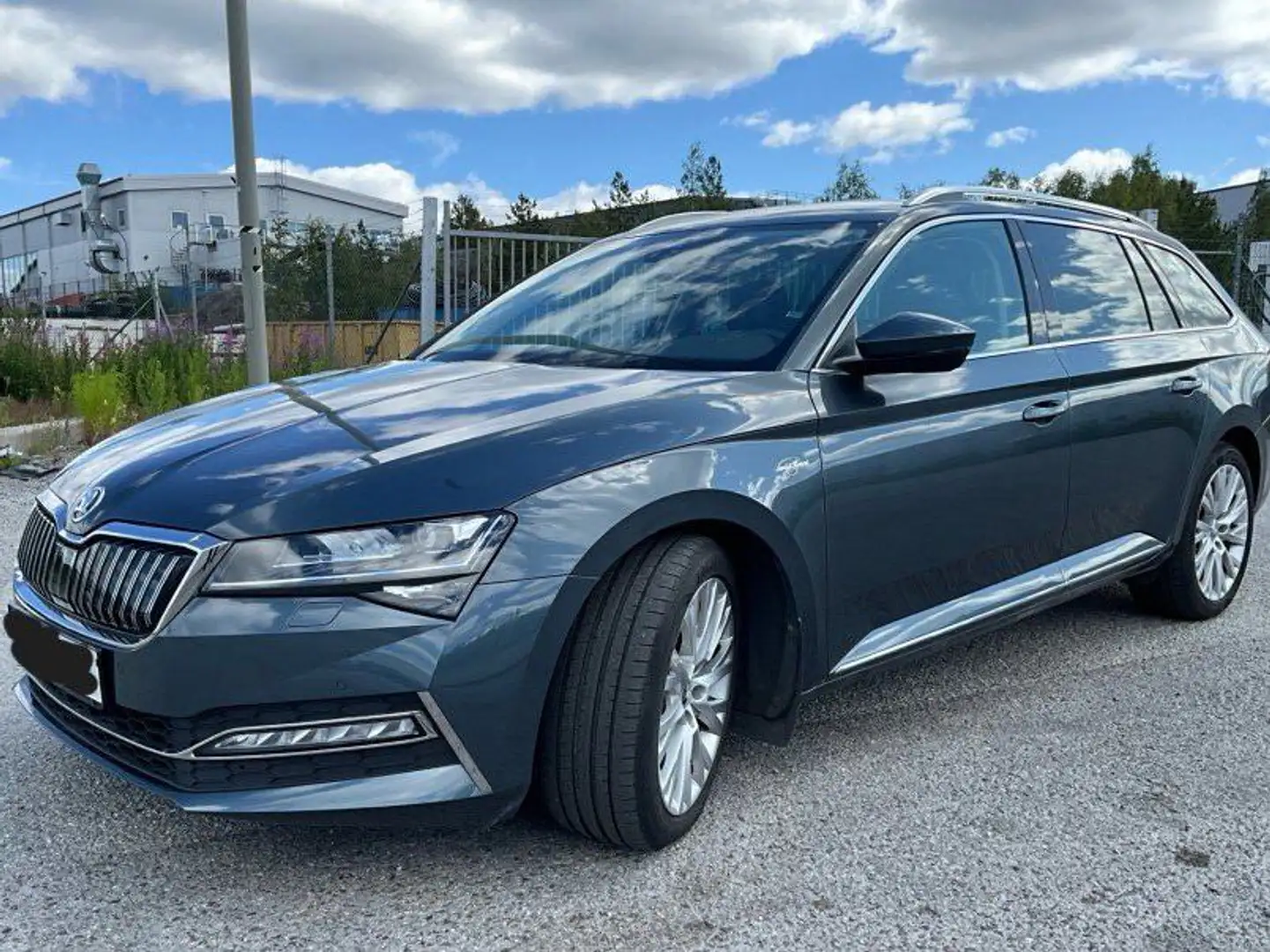 Skoda Superb Superb Combi 1.8 TSI DSG Best Of Blau - 1