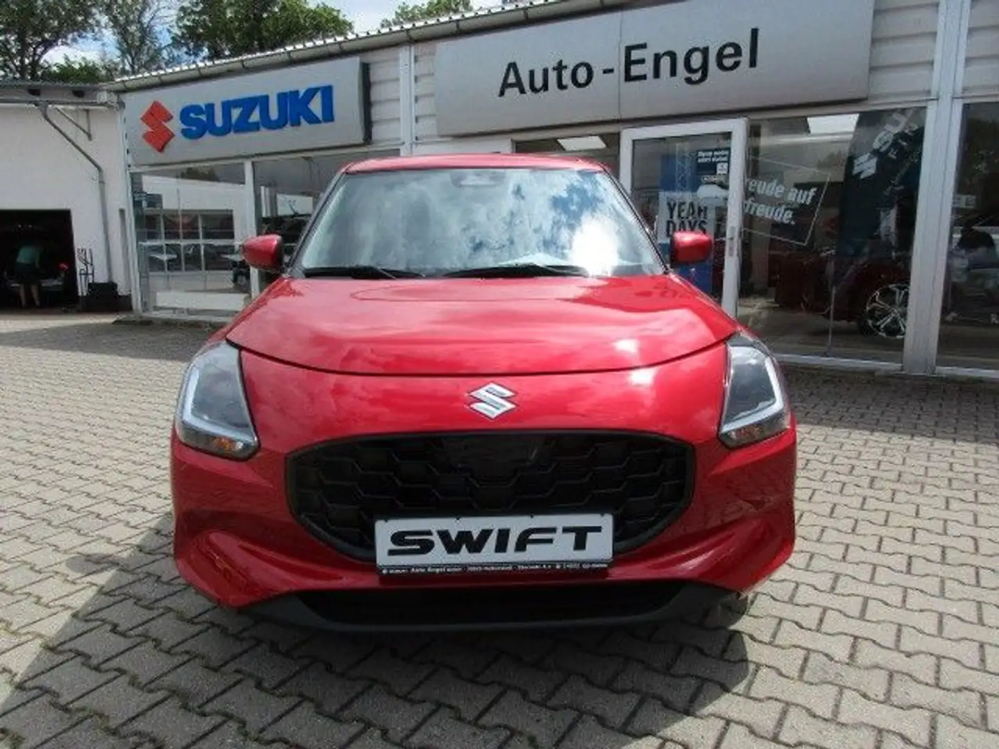 Suzuki Swift 1.2 Comfort Hybrid / Navigation SOFORT Rot - 1