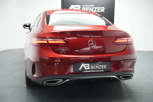 Mercedes-Benz E-Class view 7