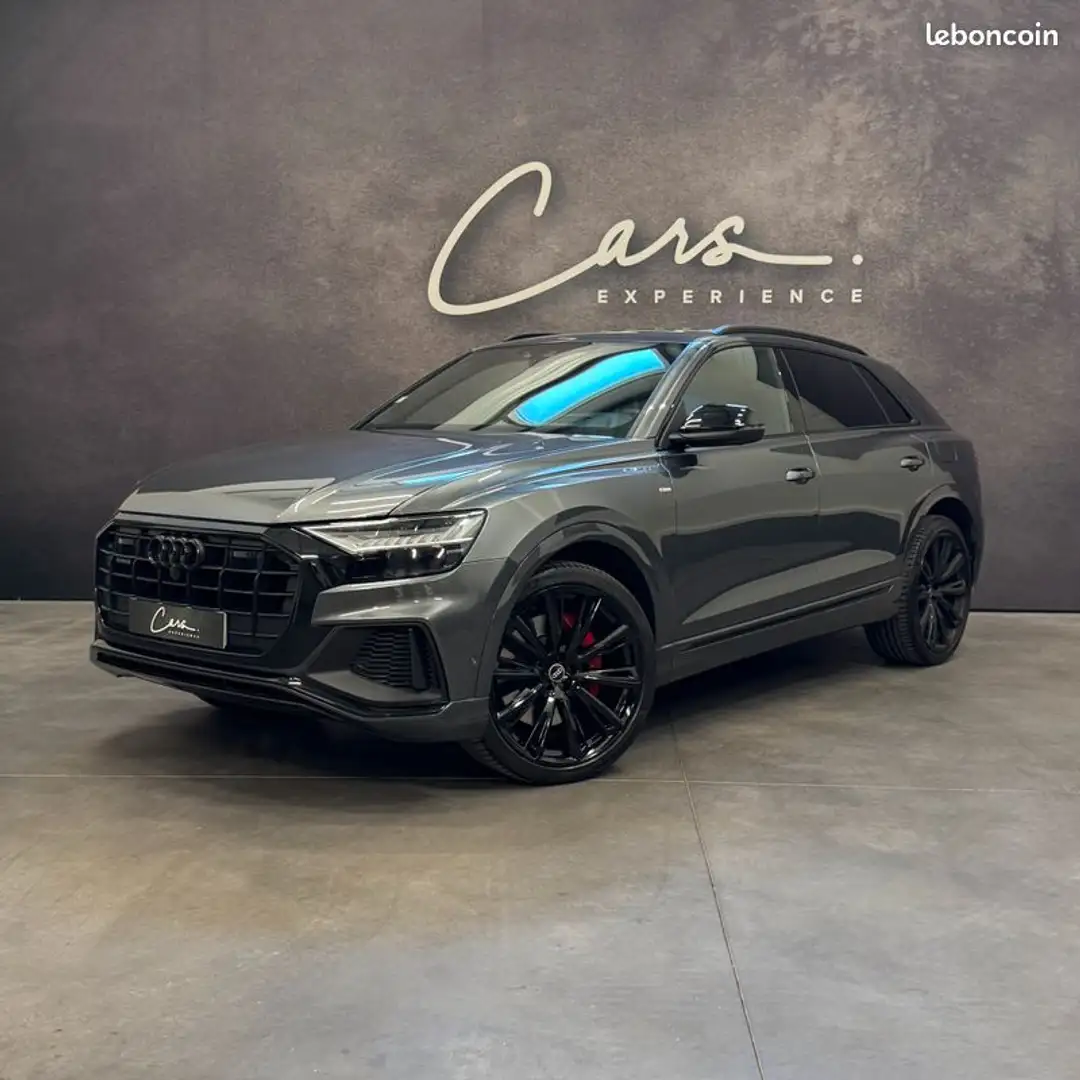 Audi Q8 55 TFSI e 381cv Quattro S-Line – FRANÇAIS JANTES 23’ CAMERA 360° SUSPENSION PNEUMATIQUE– CUIR CHAUFFANTS VENTILES ENTRETI Grau - 1