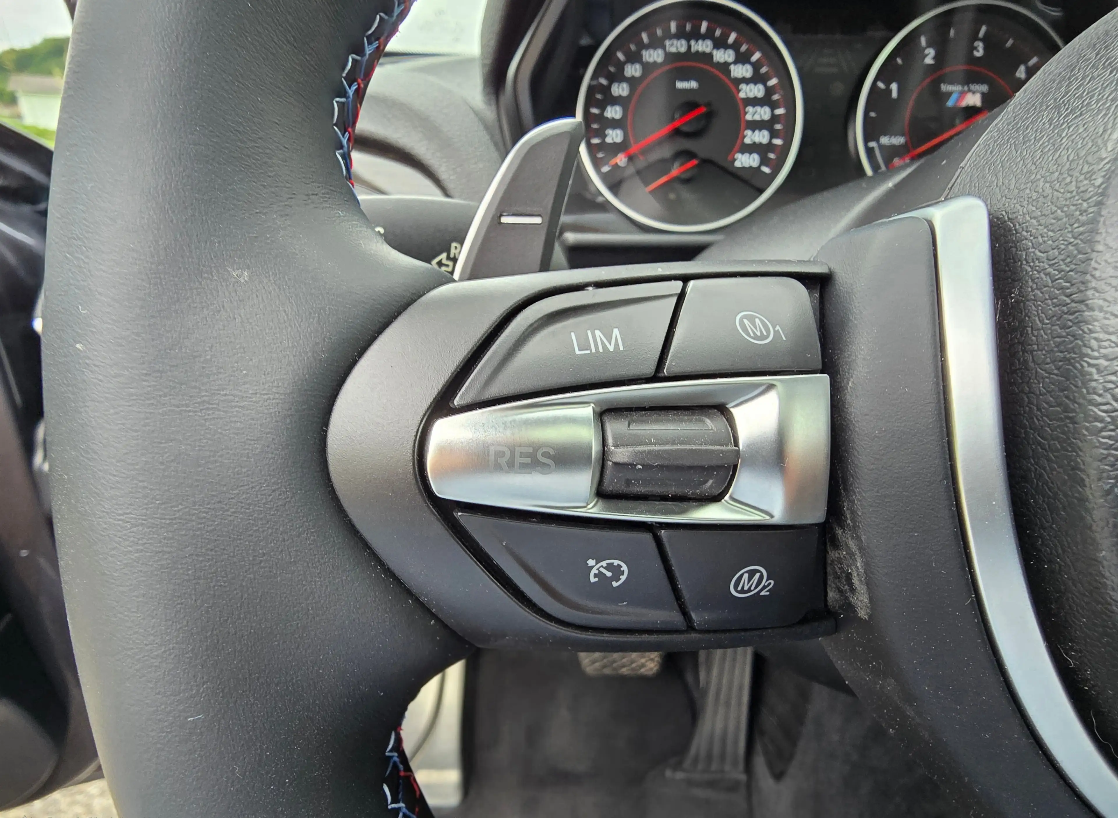 BMW 125 d Top* Kredit* M-Paket ab werk*Navi* Schiebedach* — photo 12