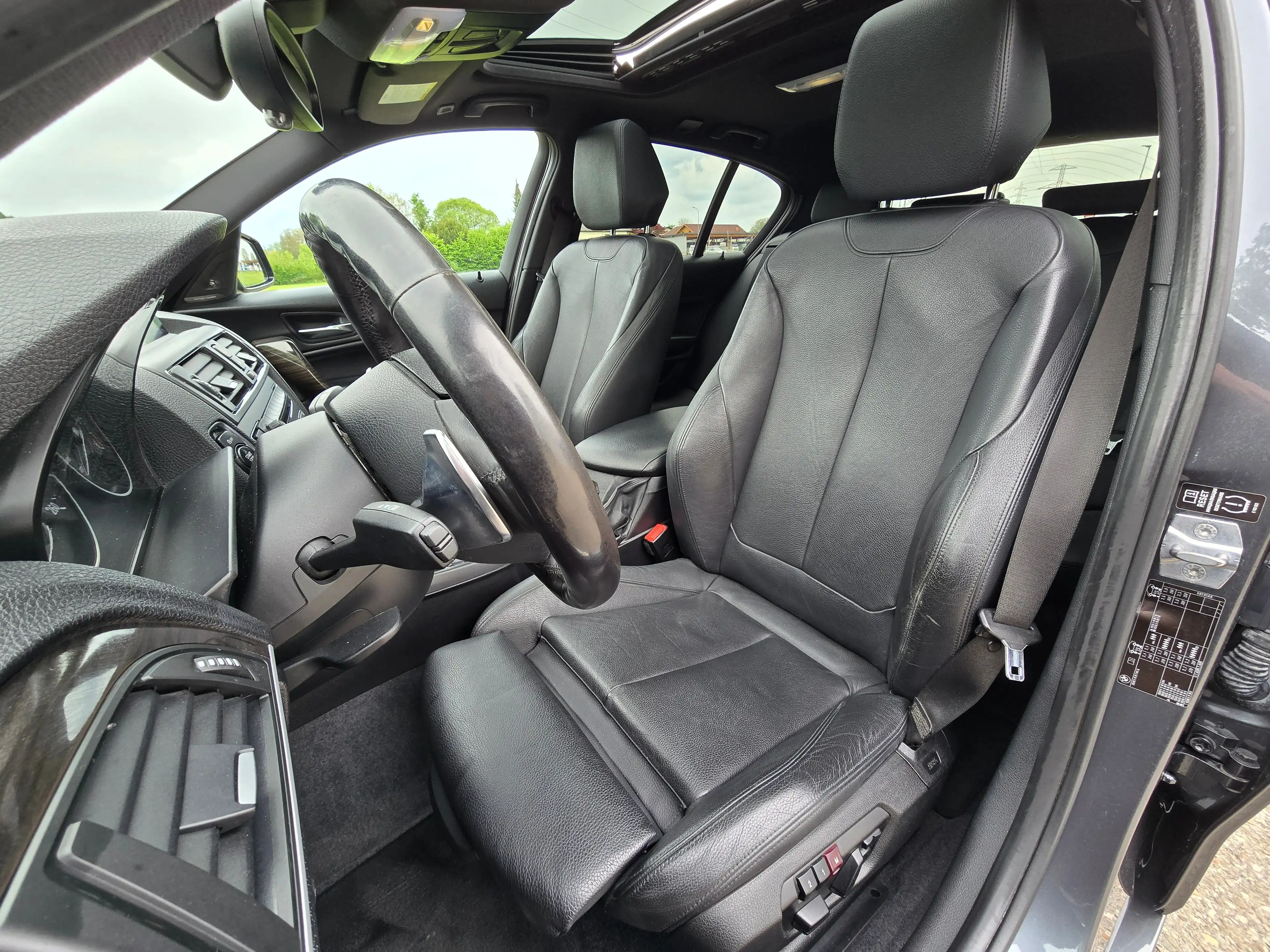 BMW 125 d Top* Kredit* M-Paket ab werk*Navi* Schiebedach* — photo 9
