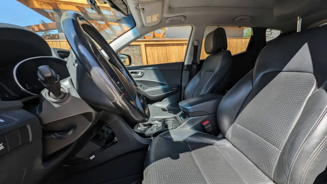 Hyundai SANTA FE снимка Hyundai SANTA FE