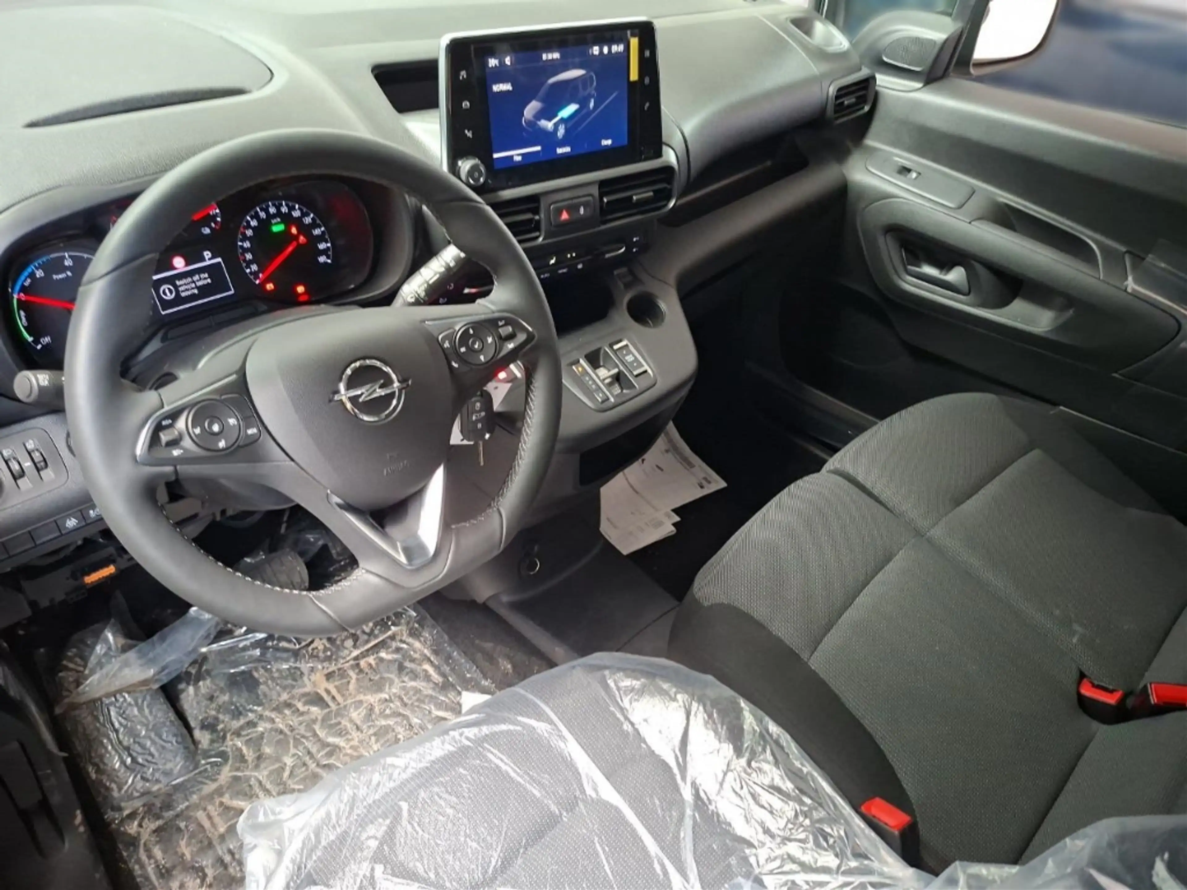 Opel Combo E Cargo Edition +3-phasig+PDC+Sitzheizung+ — photo 9