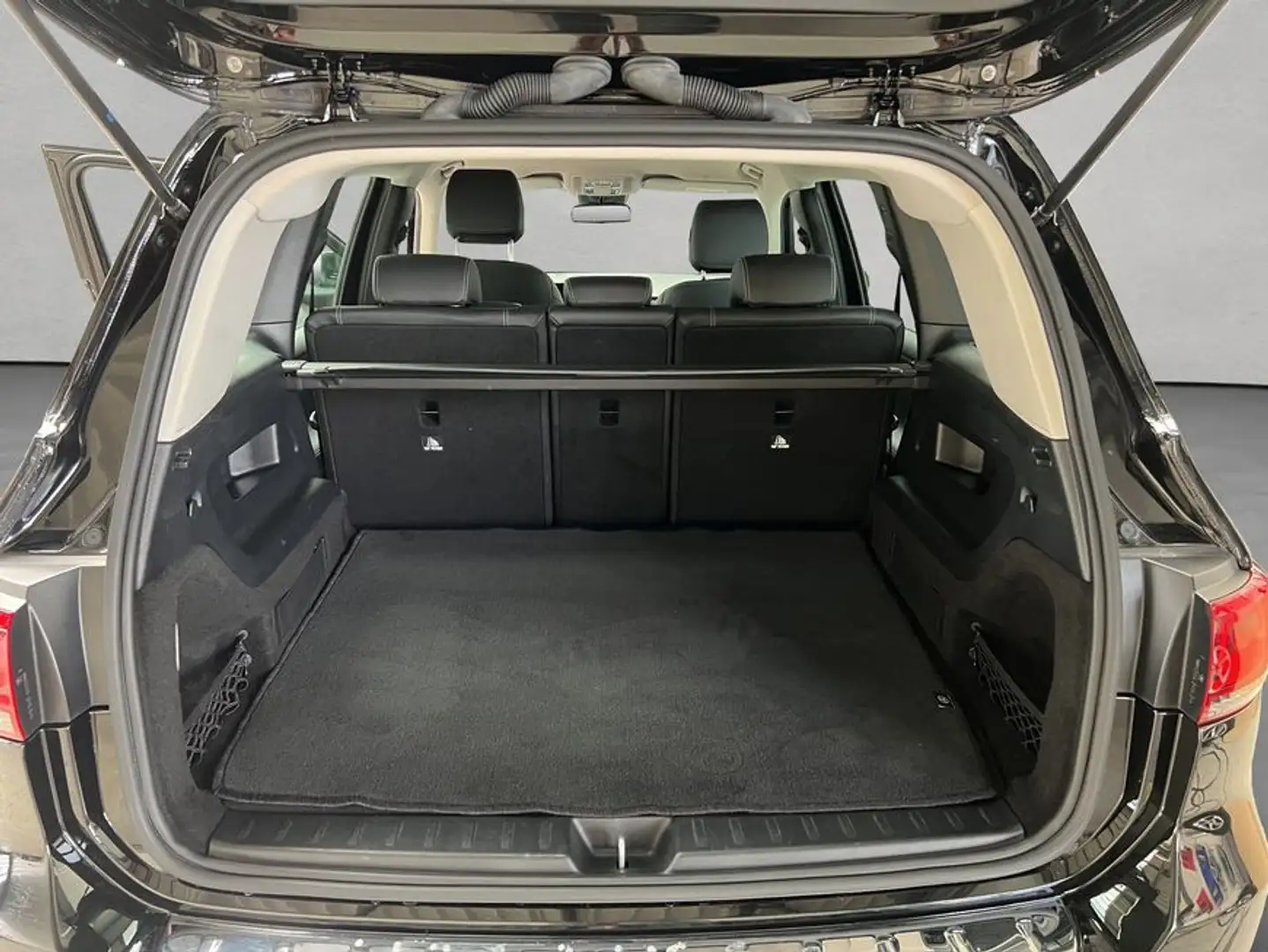 Mercedes-Benz GLB 200 GLB Noir - 2